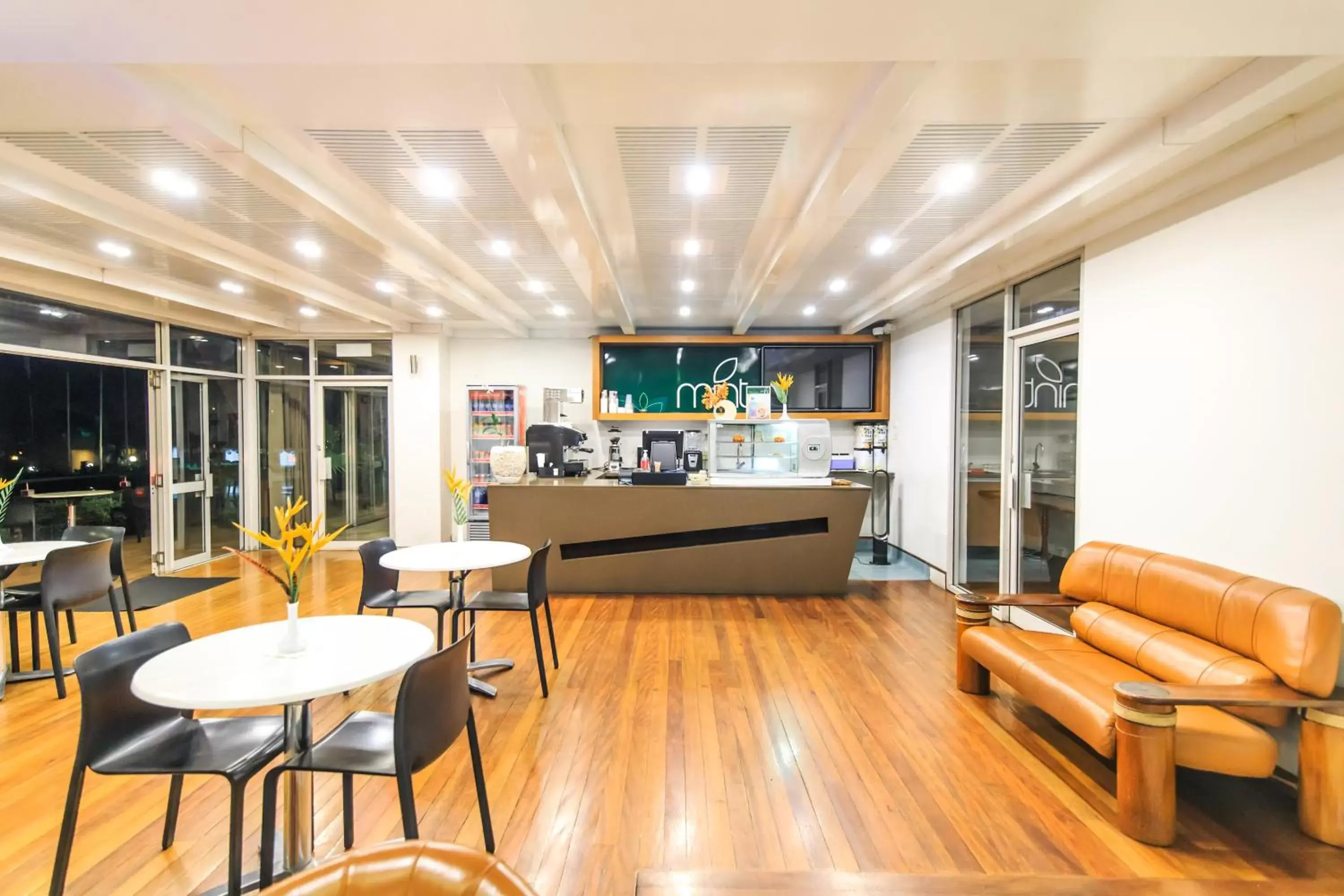 Restaurant/places to eat in Tanoa International Hotel Restaurant/places to eat in Tanoa International Hotel