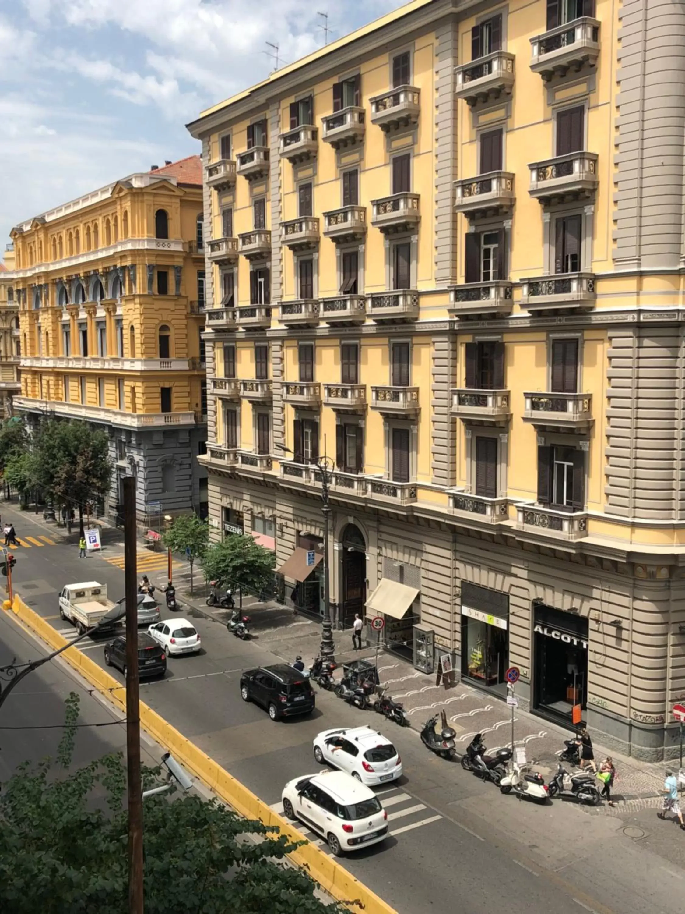 Street view in Napoli Svelata