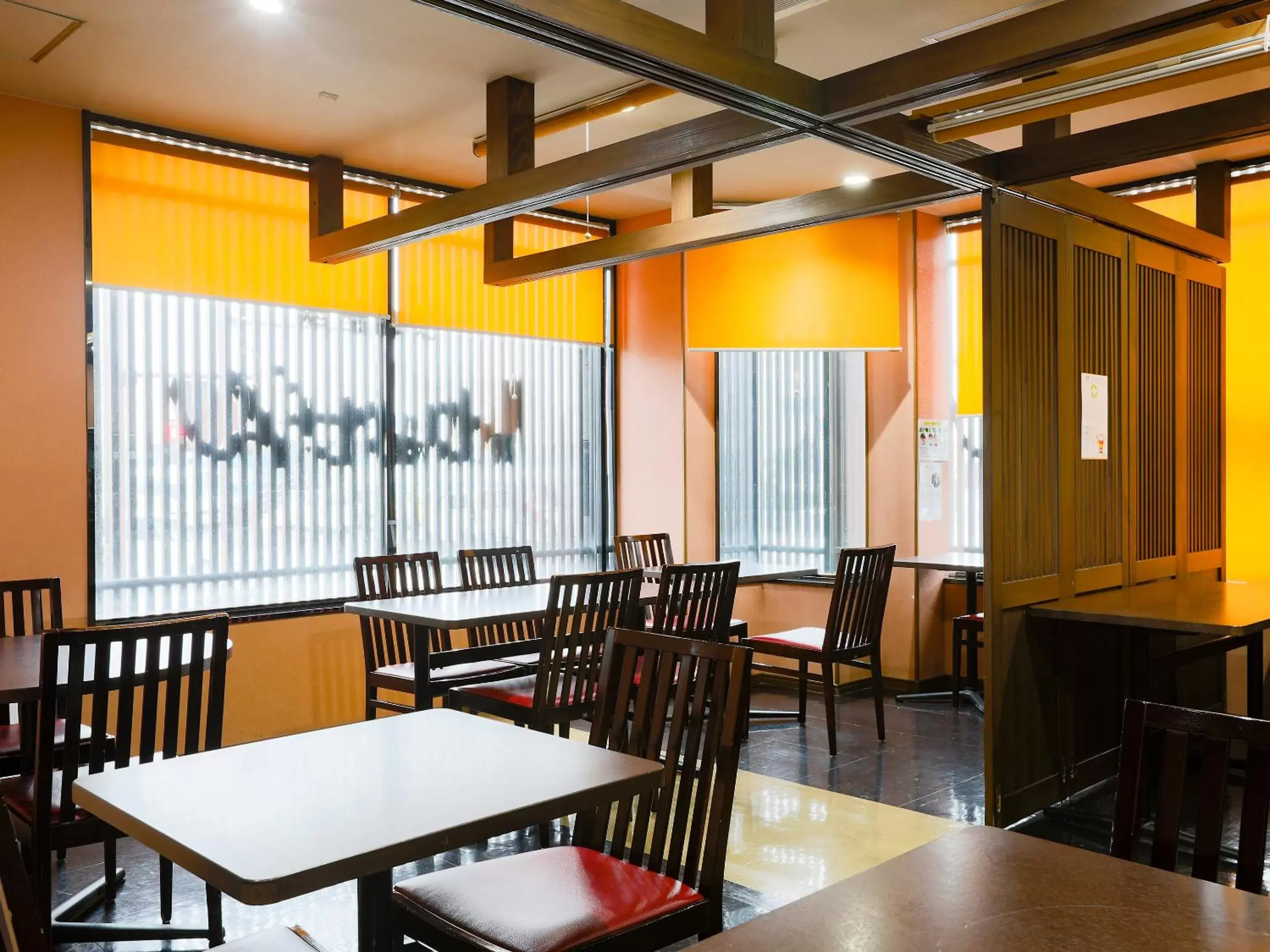 Restaurant/Places to Eat in Hotel Wing International Miyakonojo