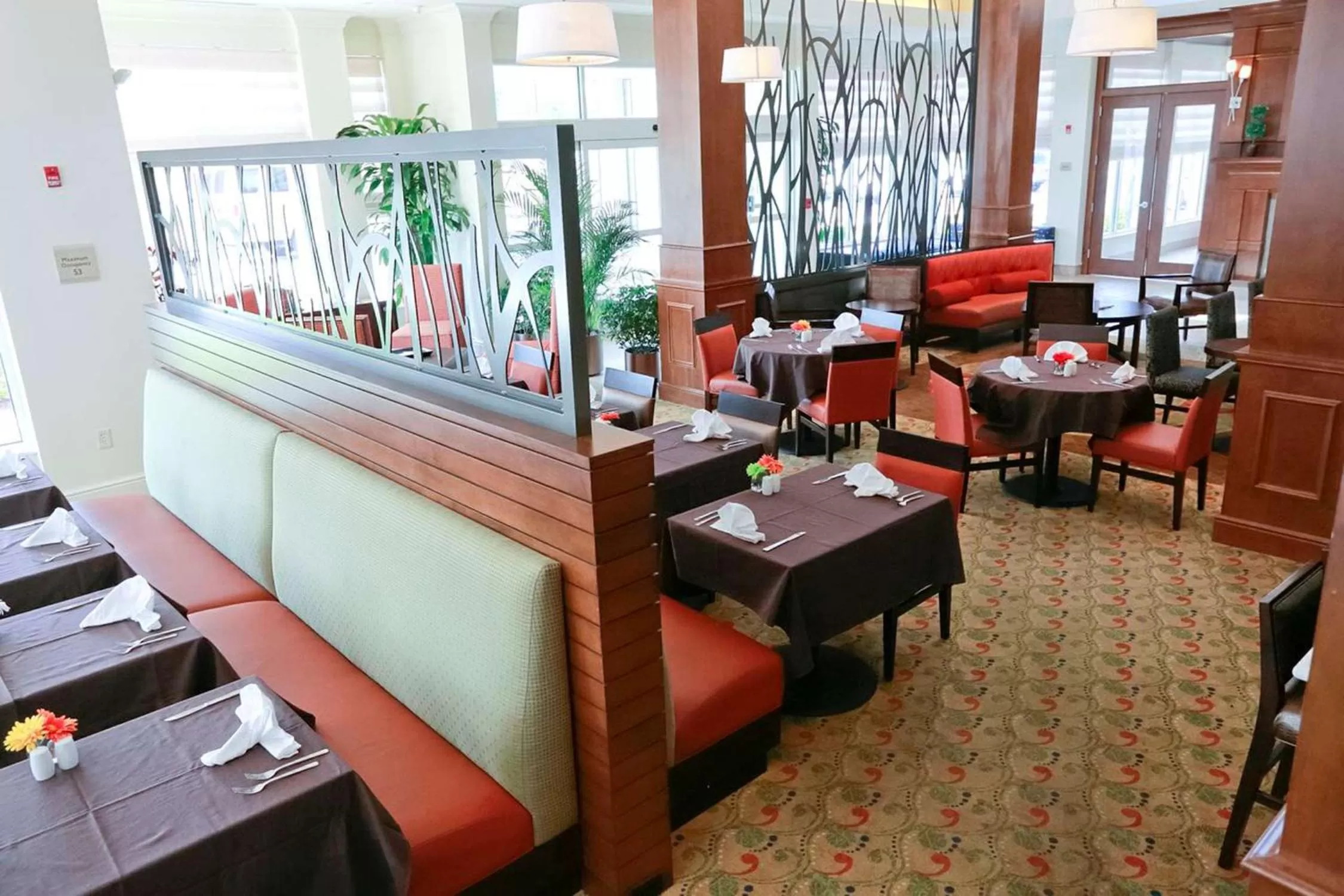Restaurant/places to eat in Hilton Garden Inn Devens Common