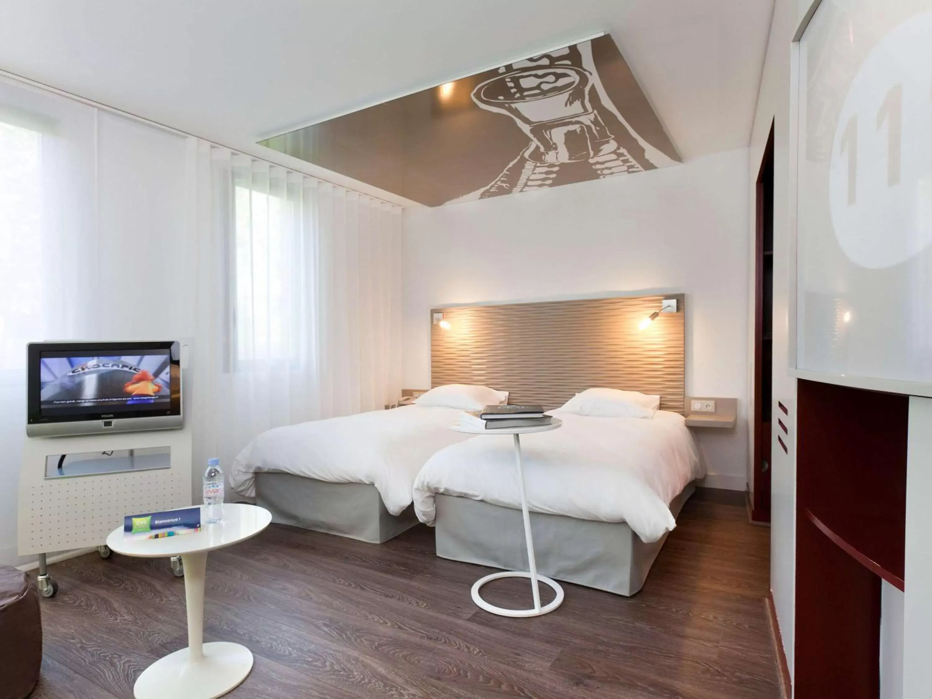 Photo of the whole room, Bed in ibis Styles Lille Aéroport