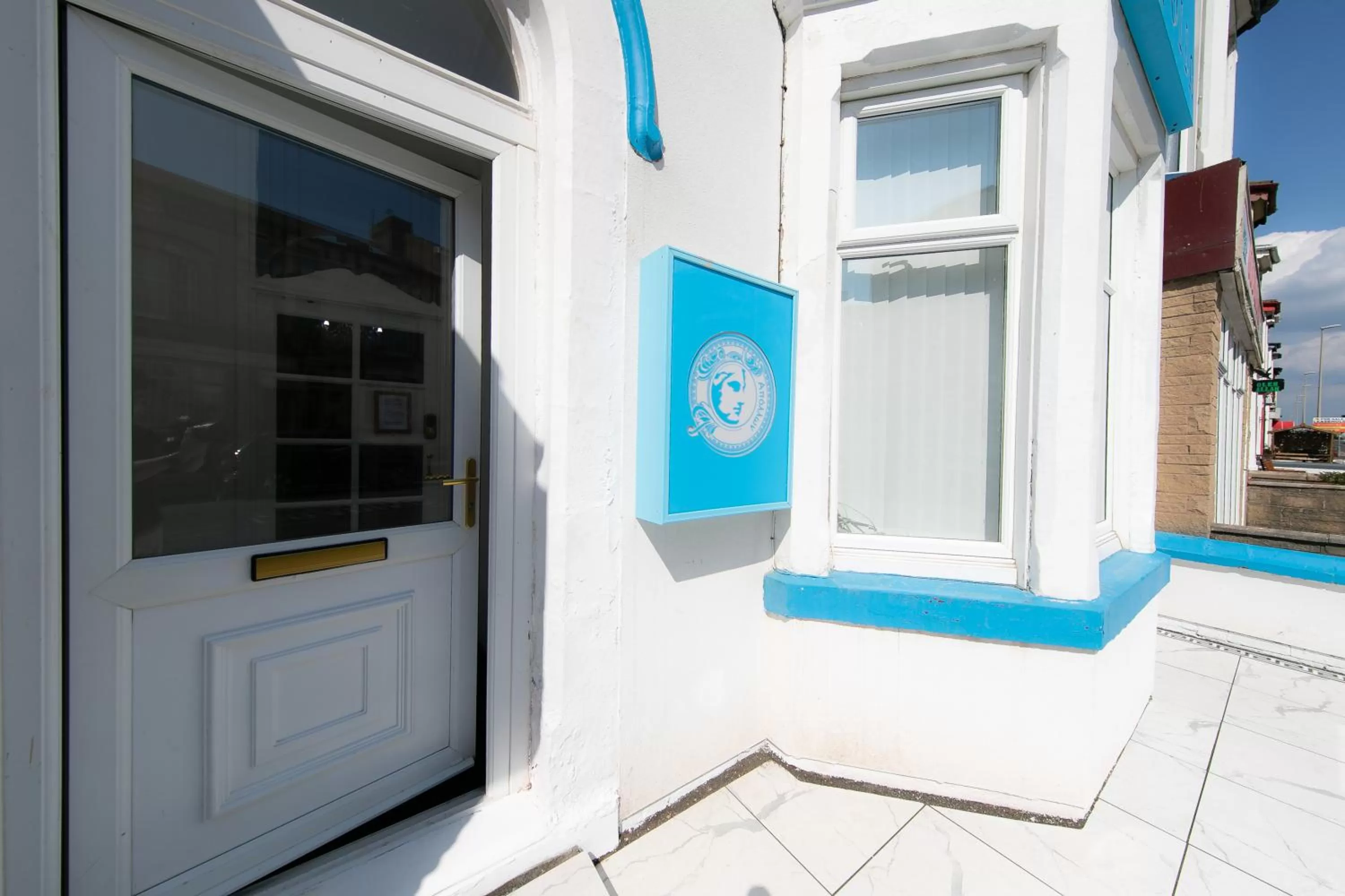 The New Apollo Hotel