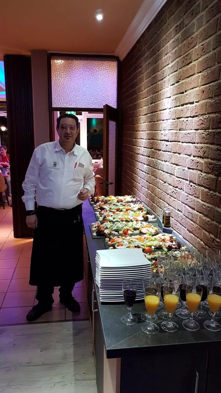 Food and drinks in Achilleon III