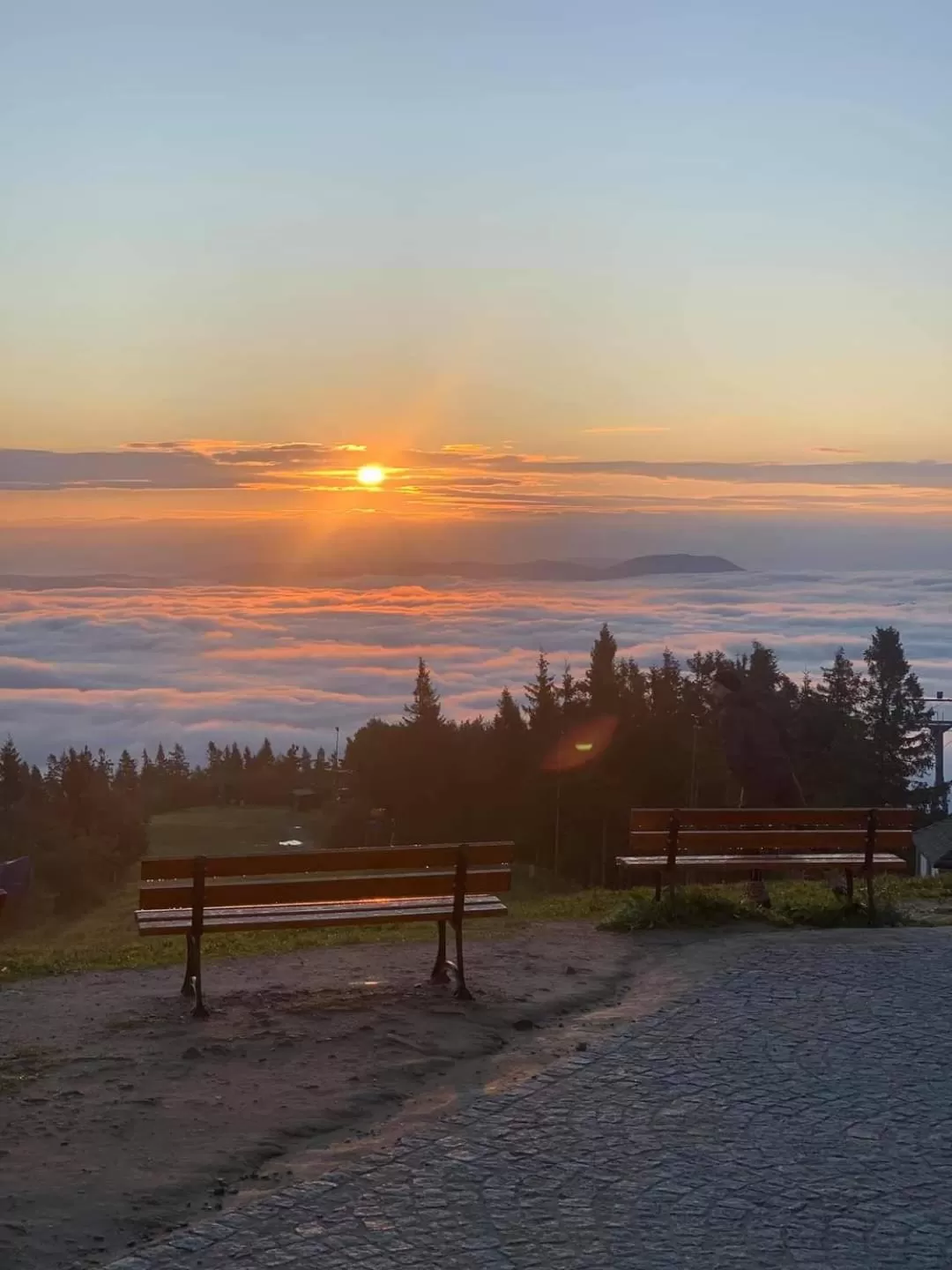 Schronisko PTTK na Jaworzynie Krynickiej