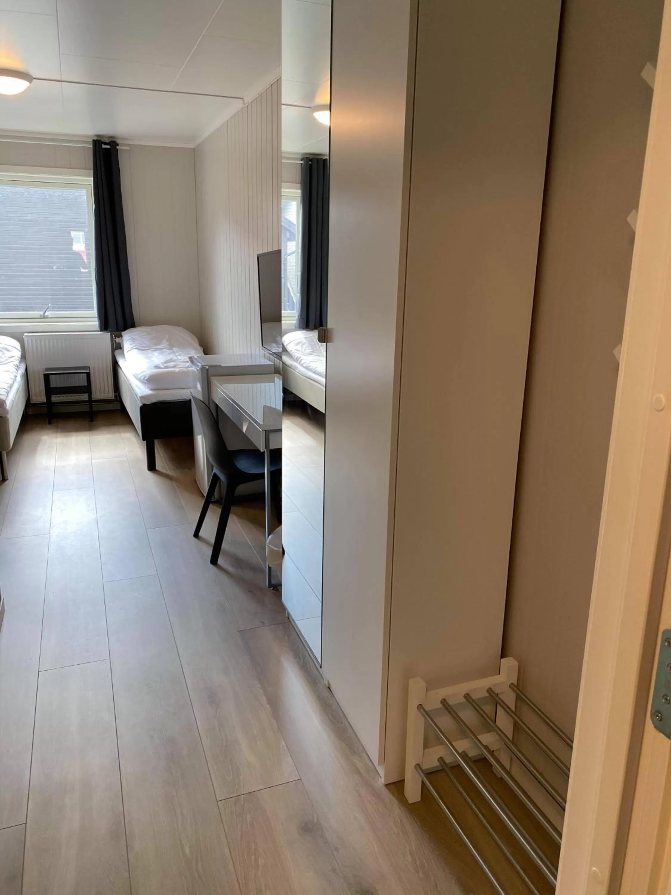 Photo of the whole room, Bed in Mosjøen Overnatting, Finnskoggata 20