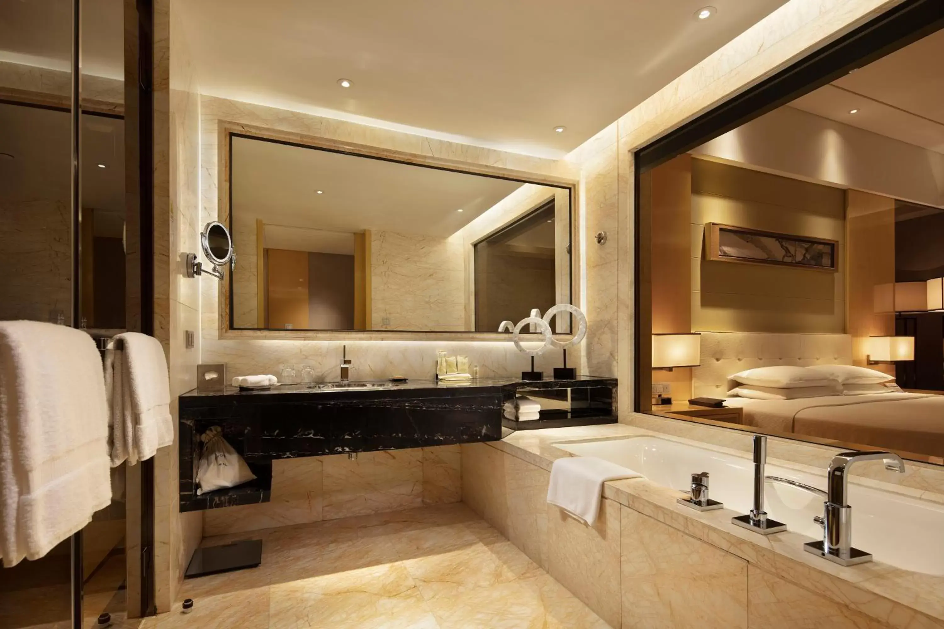 Bathroom in Hilton Dalian