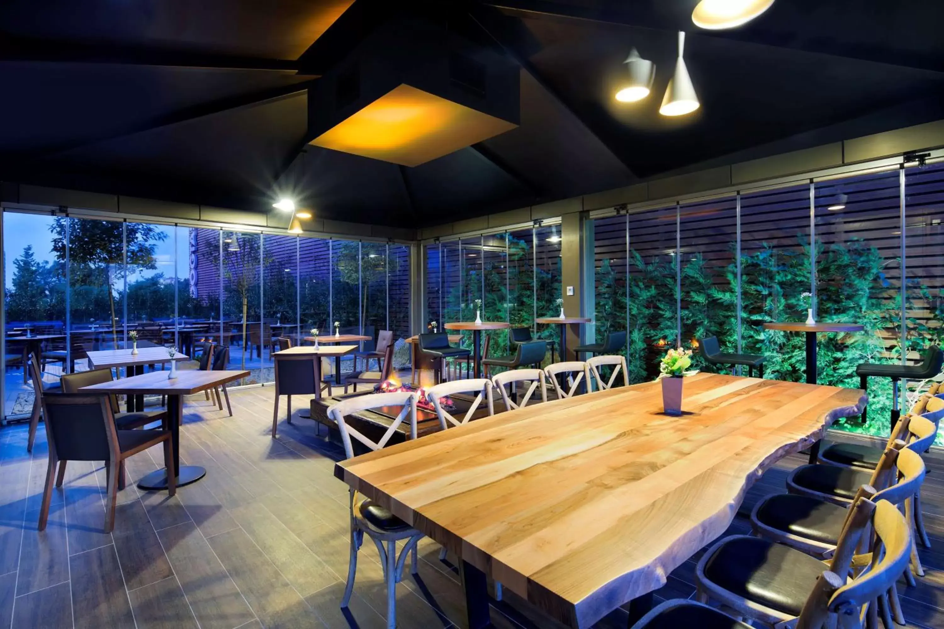 Dining area, Restaurant/Places to Eat in Hilton Garden Inn Istanbul Beylikduzu