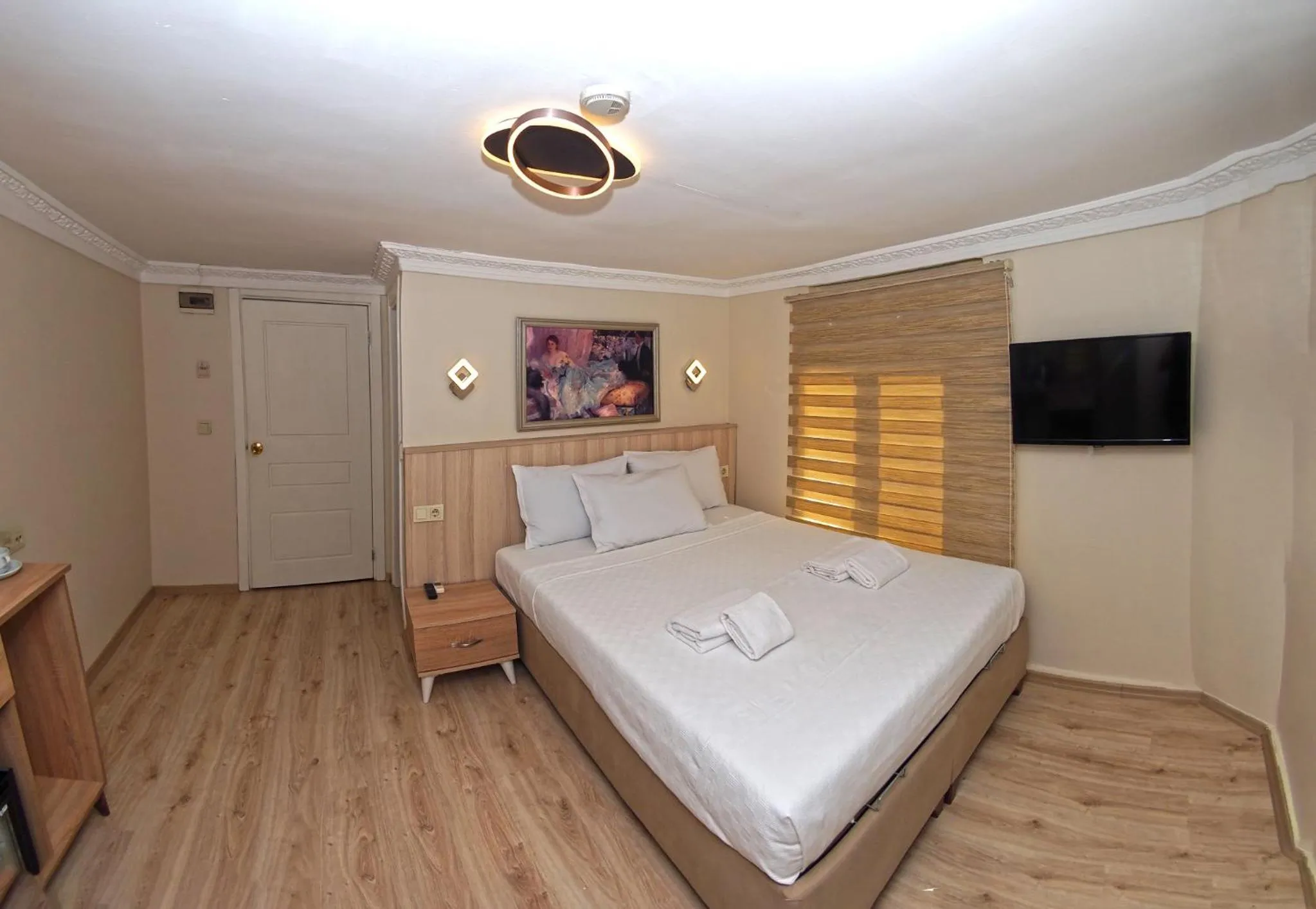 Bed in Le Safran Palace Hotel