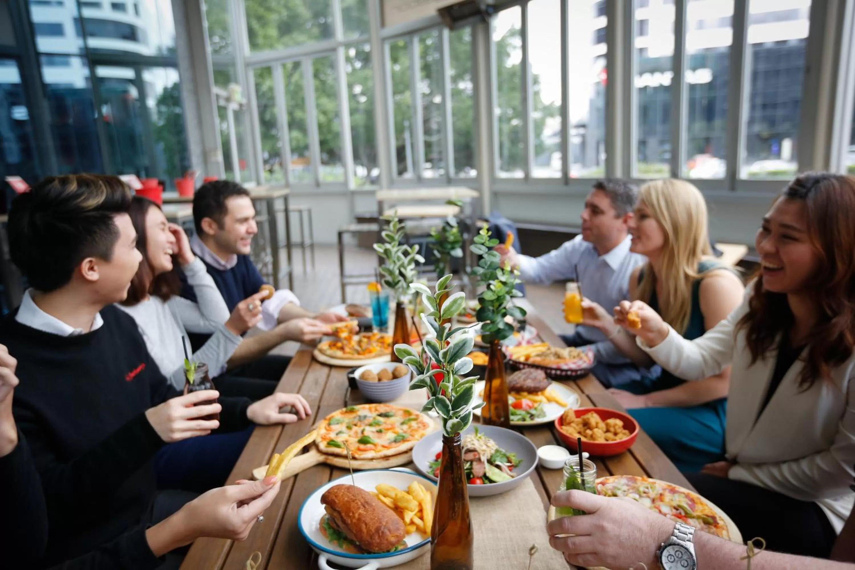 Restaurant/places to eat in Holiday Inn Sydney Airport, an IHG Hotel