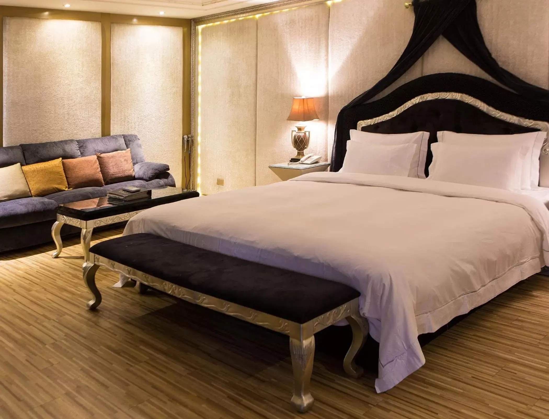 Bed in All-Ur Boutique Motel - KaoHsiung Branch