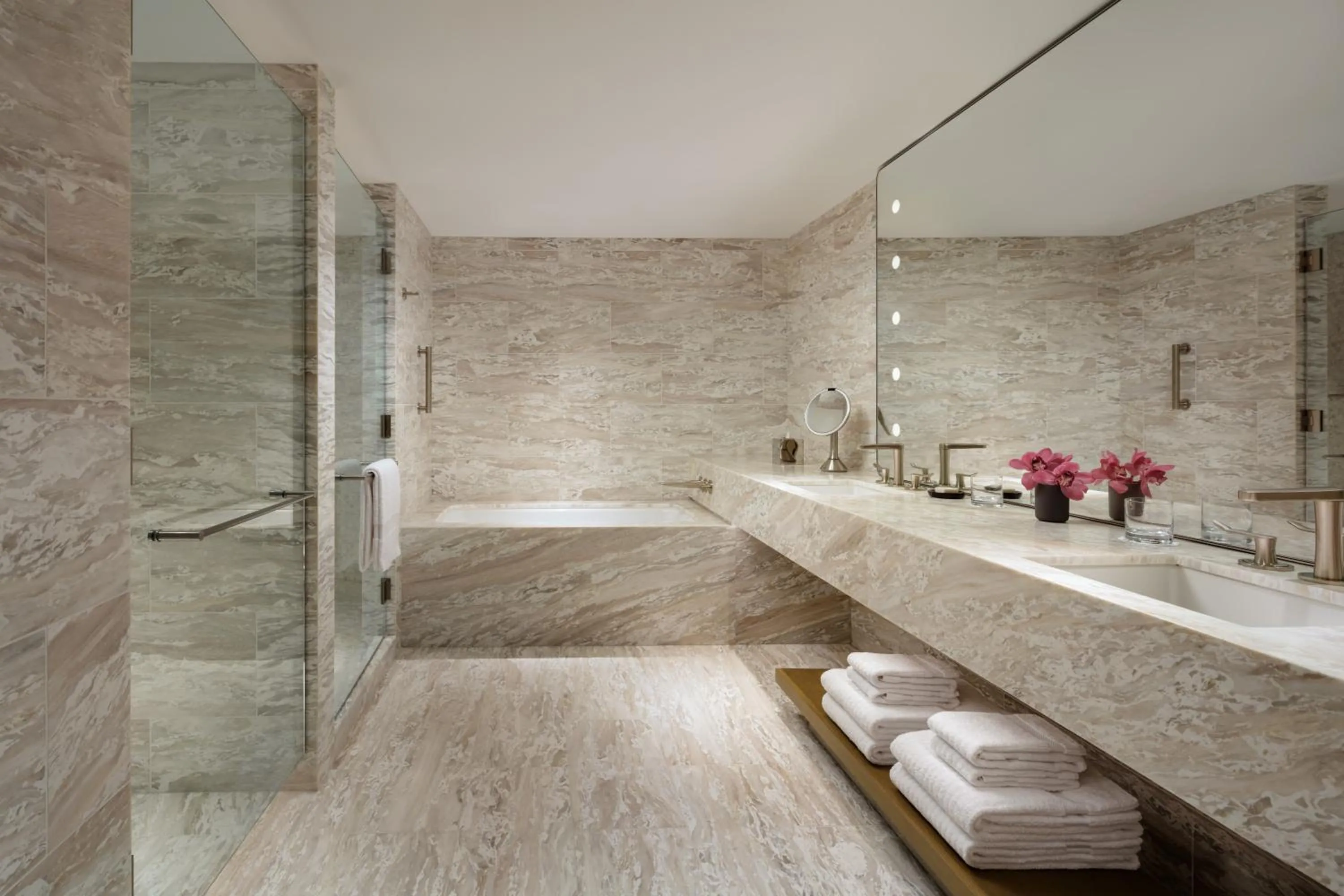 Shower in Fairmont Century Plaza Los Angeles at Beverly Hills