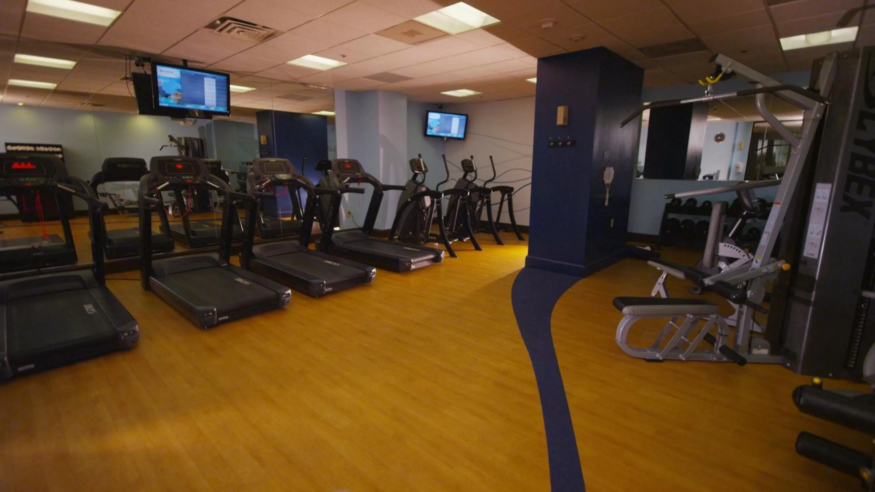 Fitness centre/facilities in Wyndham Lake Buena Vista – Disney Springs® Area