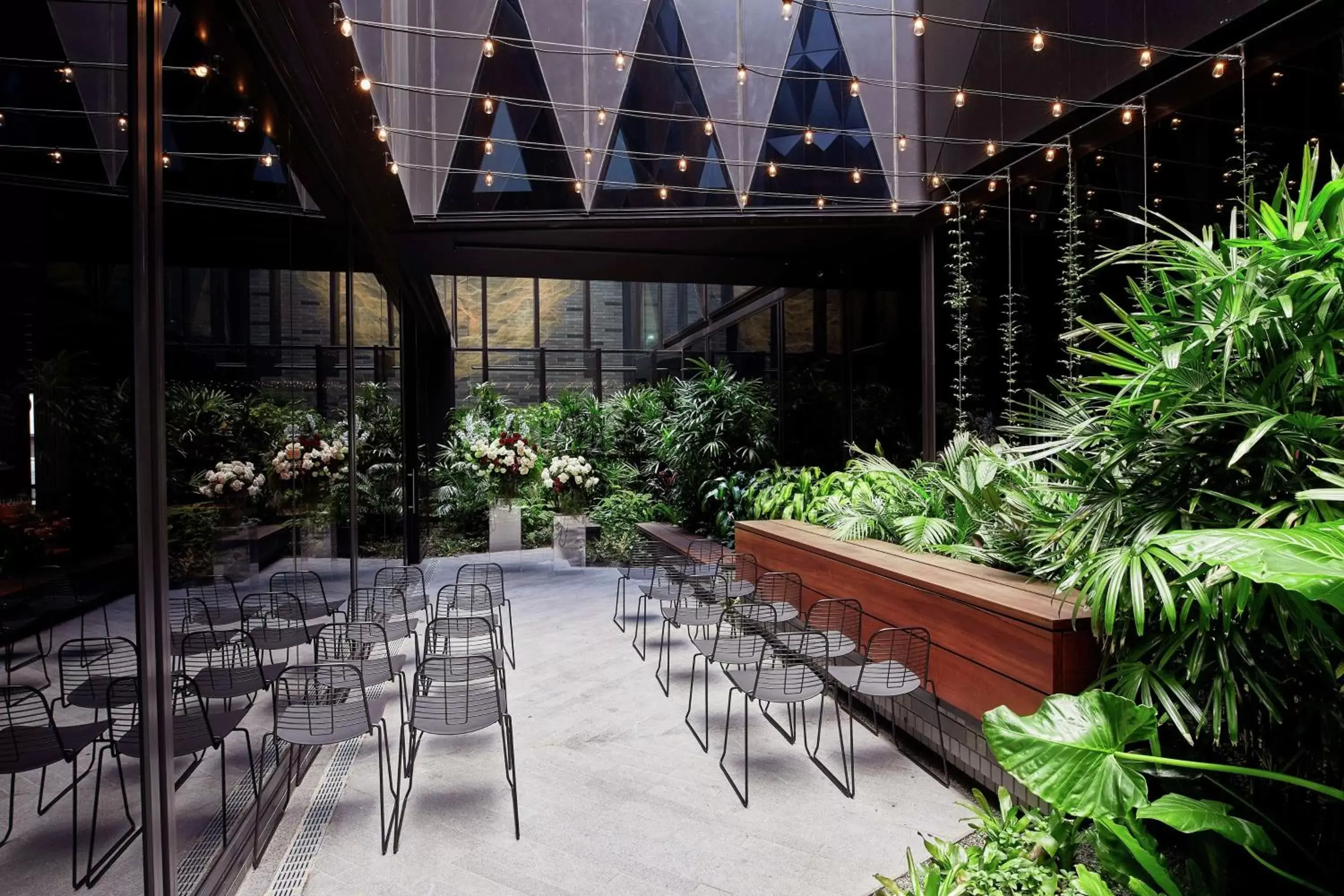 Garden, Restaurant/Places to Eat in West Hotel Sydney, Curio Collection by Hilton