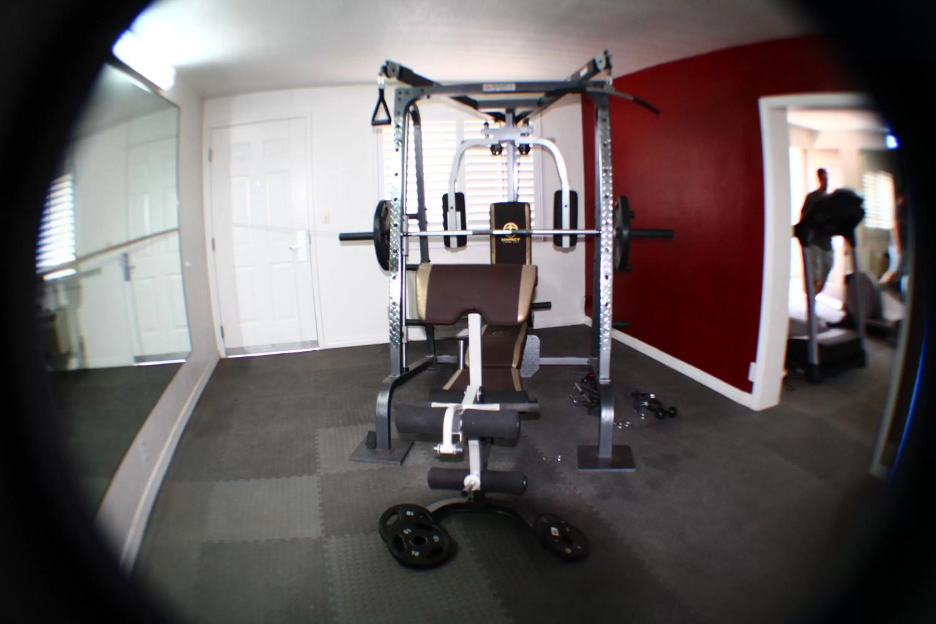 Fitness centre/facilities in Ramada by Wyndham Kingman