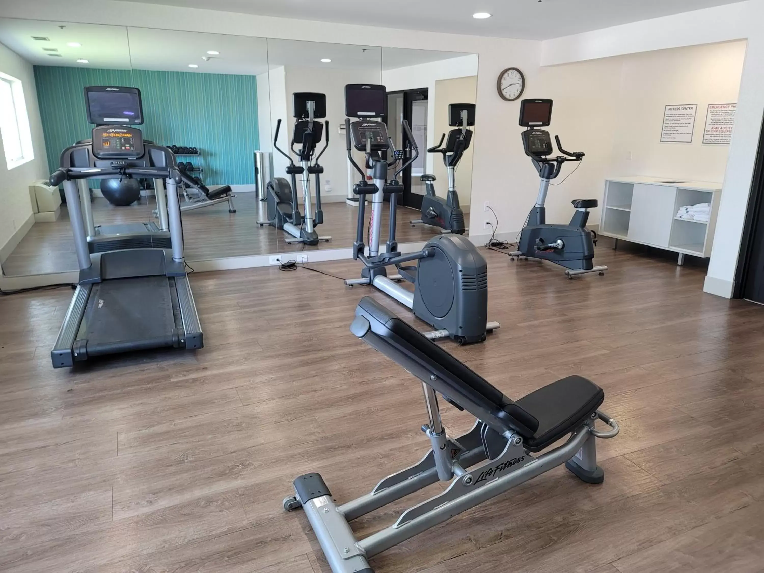 Spa and wellness centre/facilities, Fitness Center/Facilities in Holiday Inn Express - Canton, an IHG Hotel