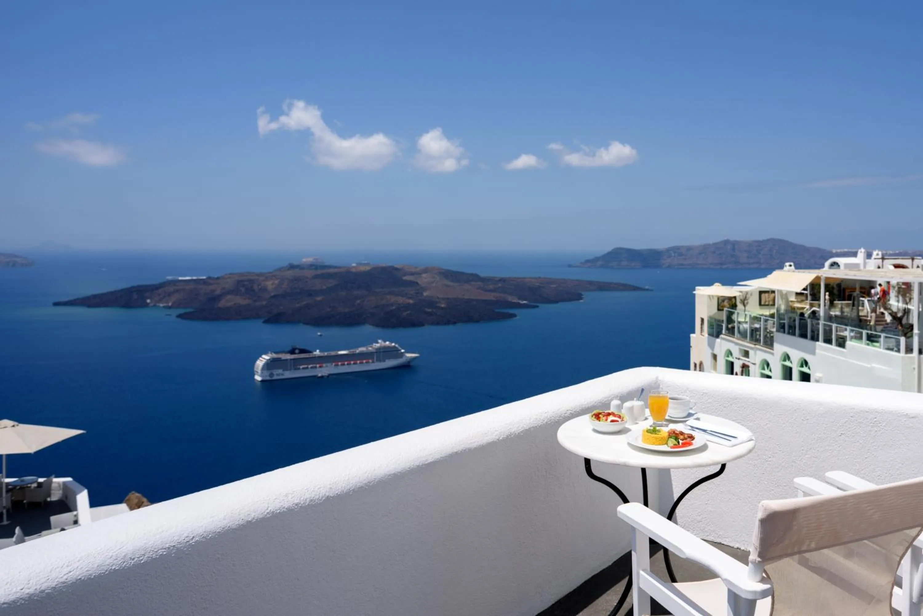 Day in Aria Suites & Villas