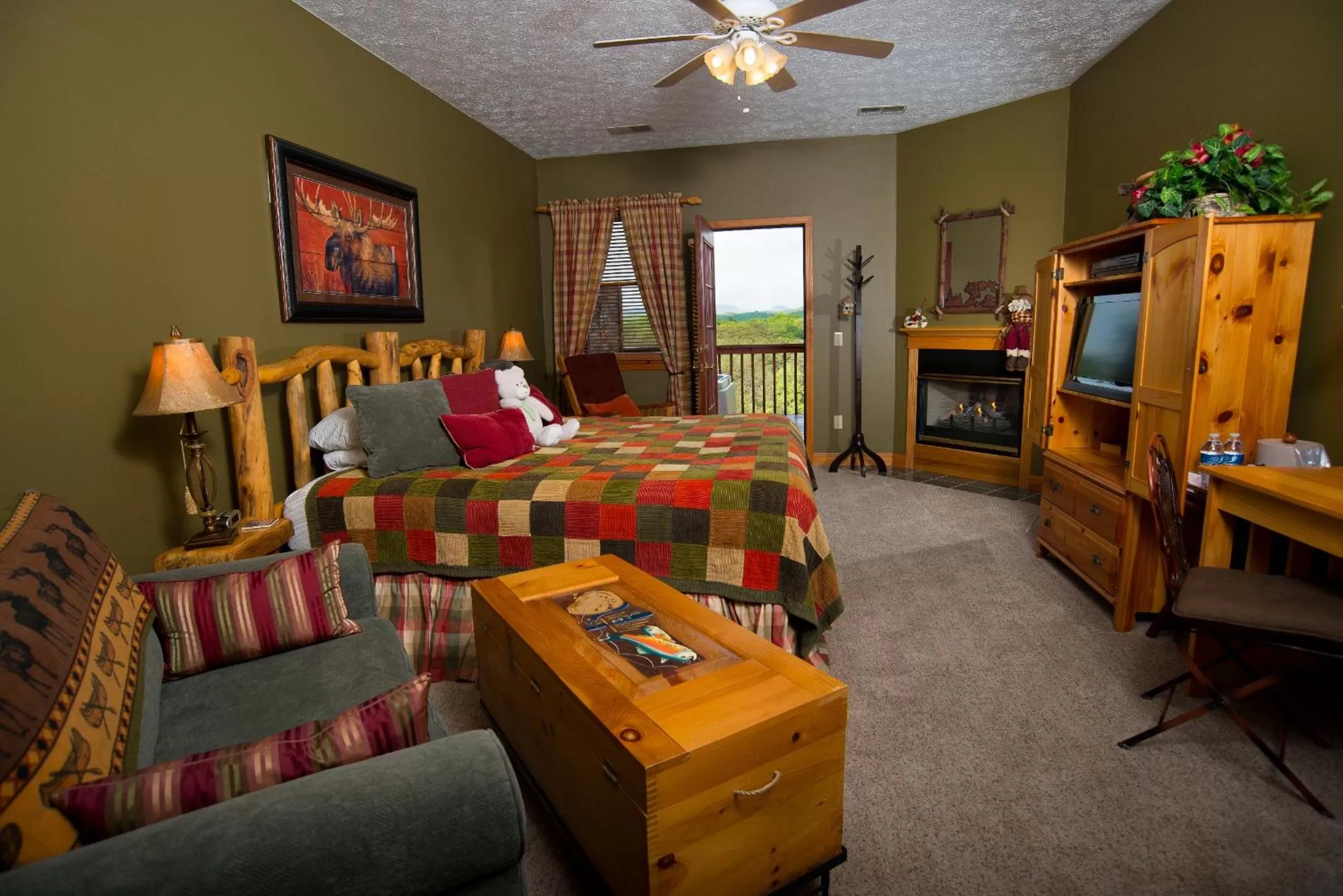 Seating Area in Berry Springs Lodge