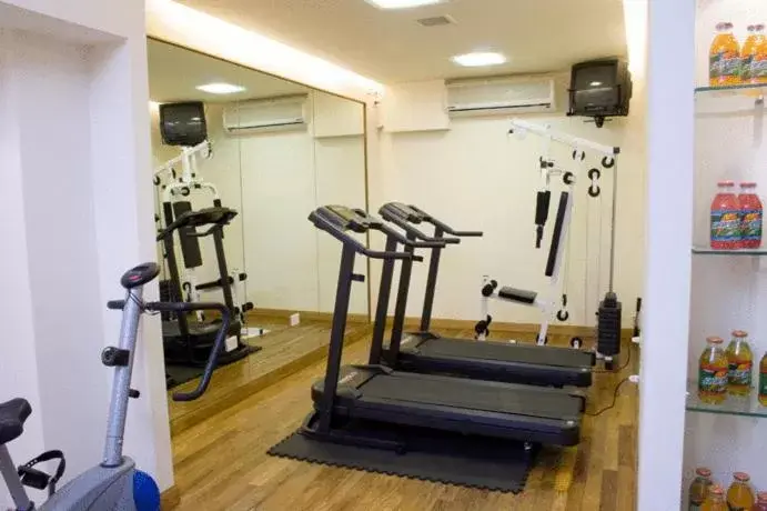 Fitness centre/facilities, Fitness Center/Facilities in Lafayette Hotel