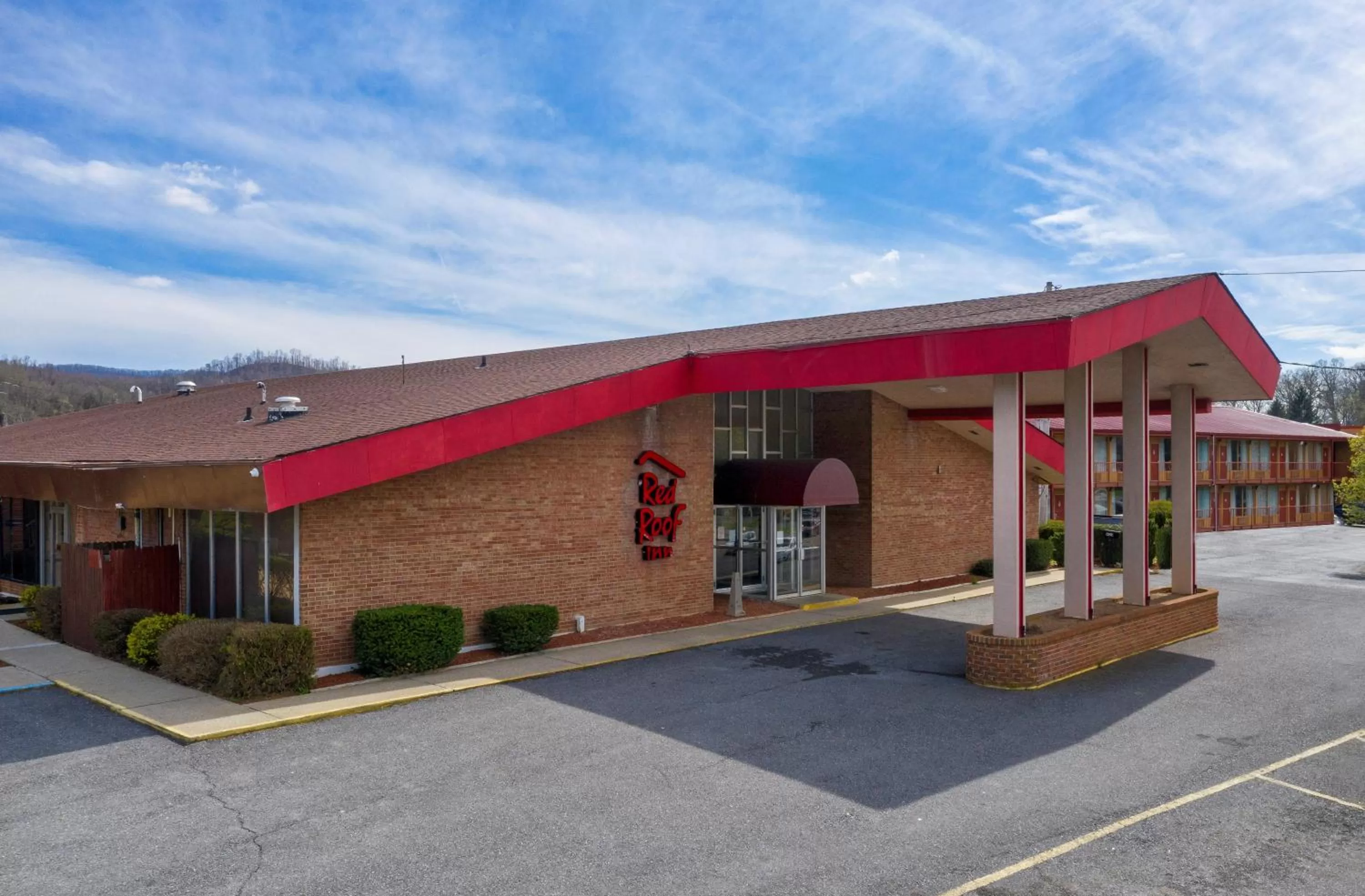 Property building in Red Roof Inn Marion, VA