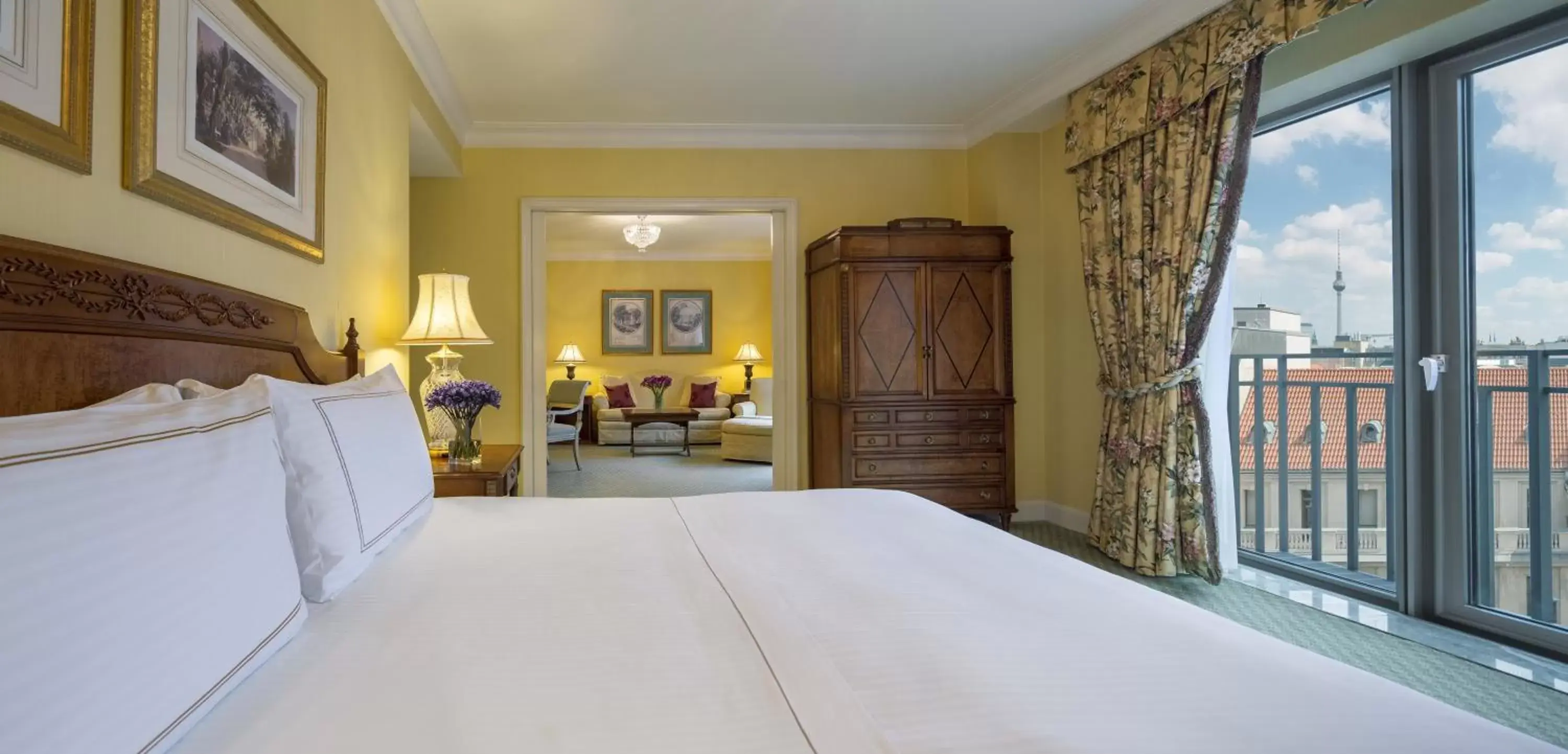 Executive Suite in Regent Berlin by IHG Executive Suite in Regent Berlin by IHG