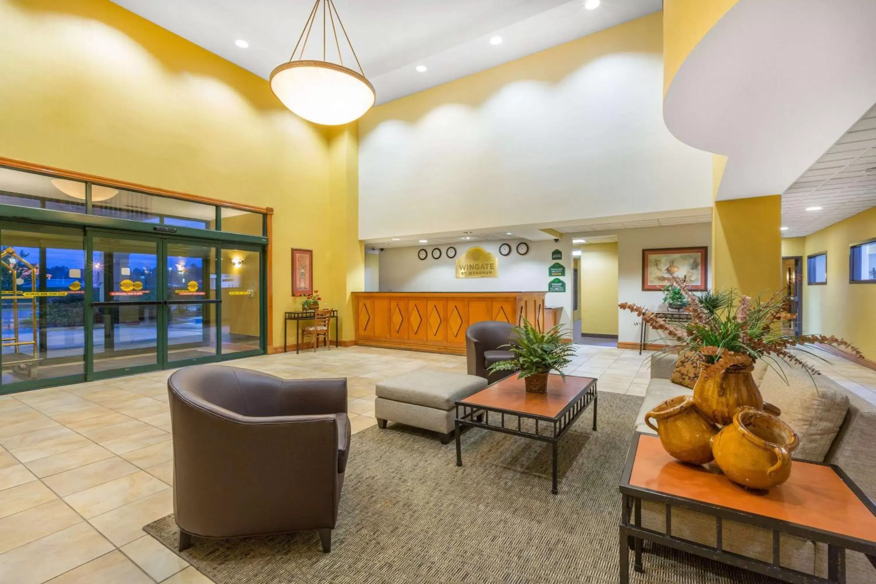 Lobby or reception in Wingate by Wyndham West Monroe Lobby or reception in Wingate by Wyndham West Monroe
