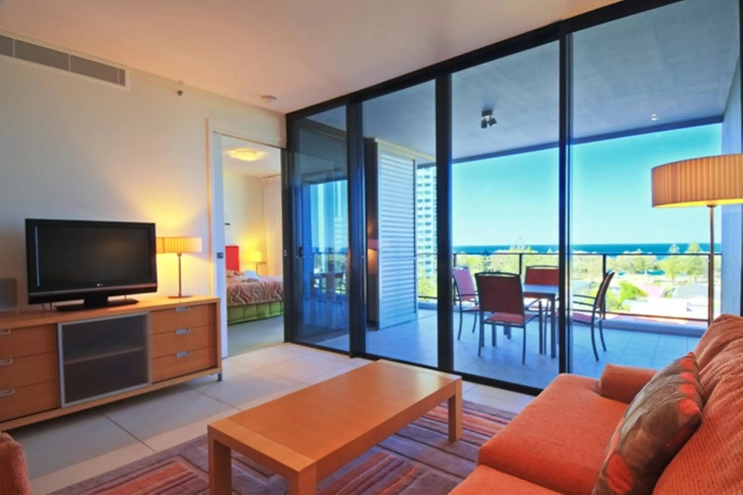 TV and multimedia, TV/Entertainment Center in Ultra Broadbeach