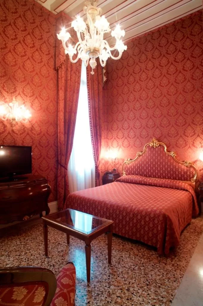 Photo of the whole room, Bed in Ca' Gottardi