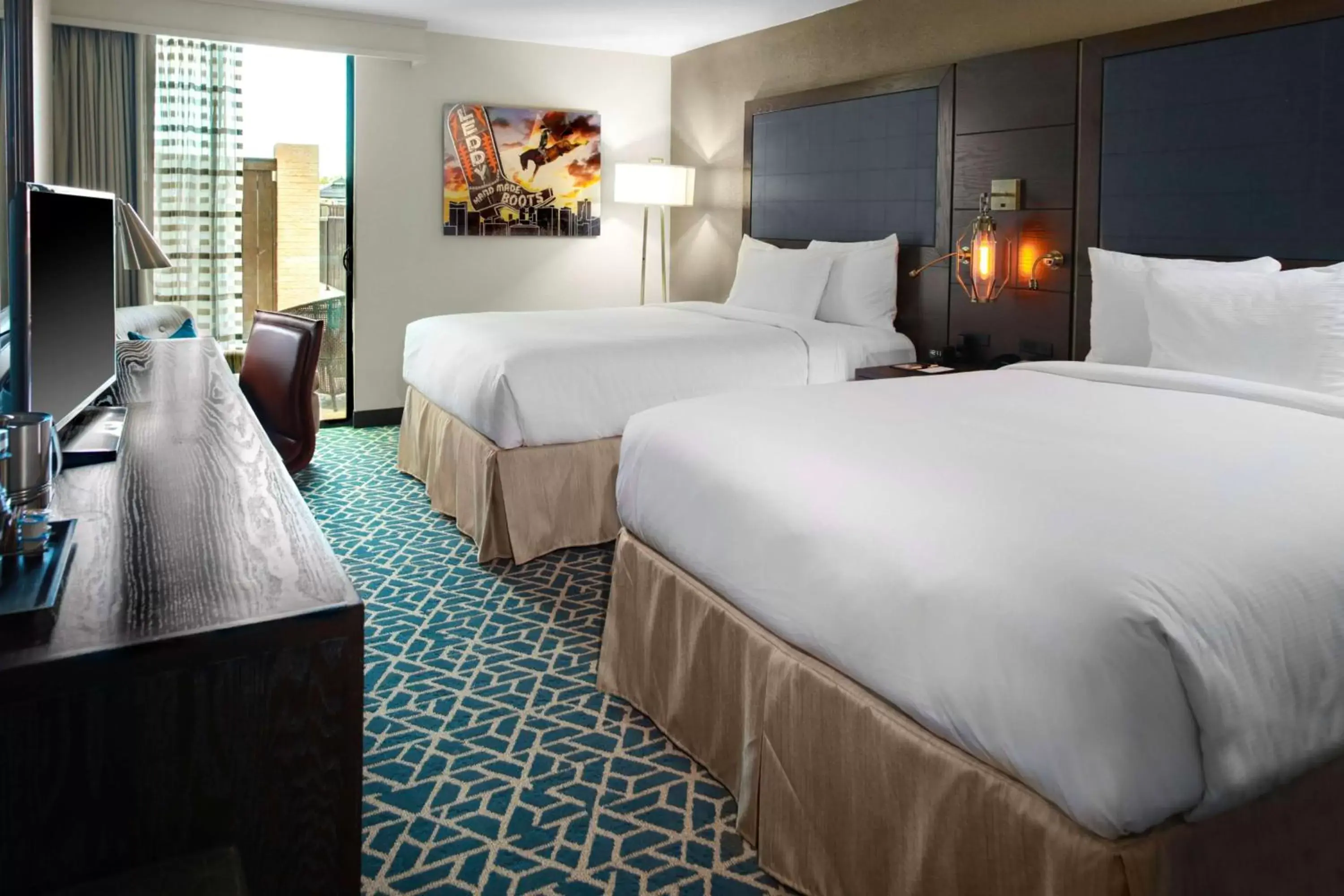 Bedroom, Bed in Doubletree by Hilton Arlington DFW South