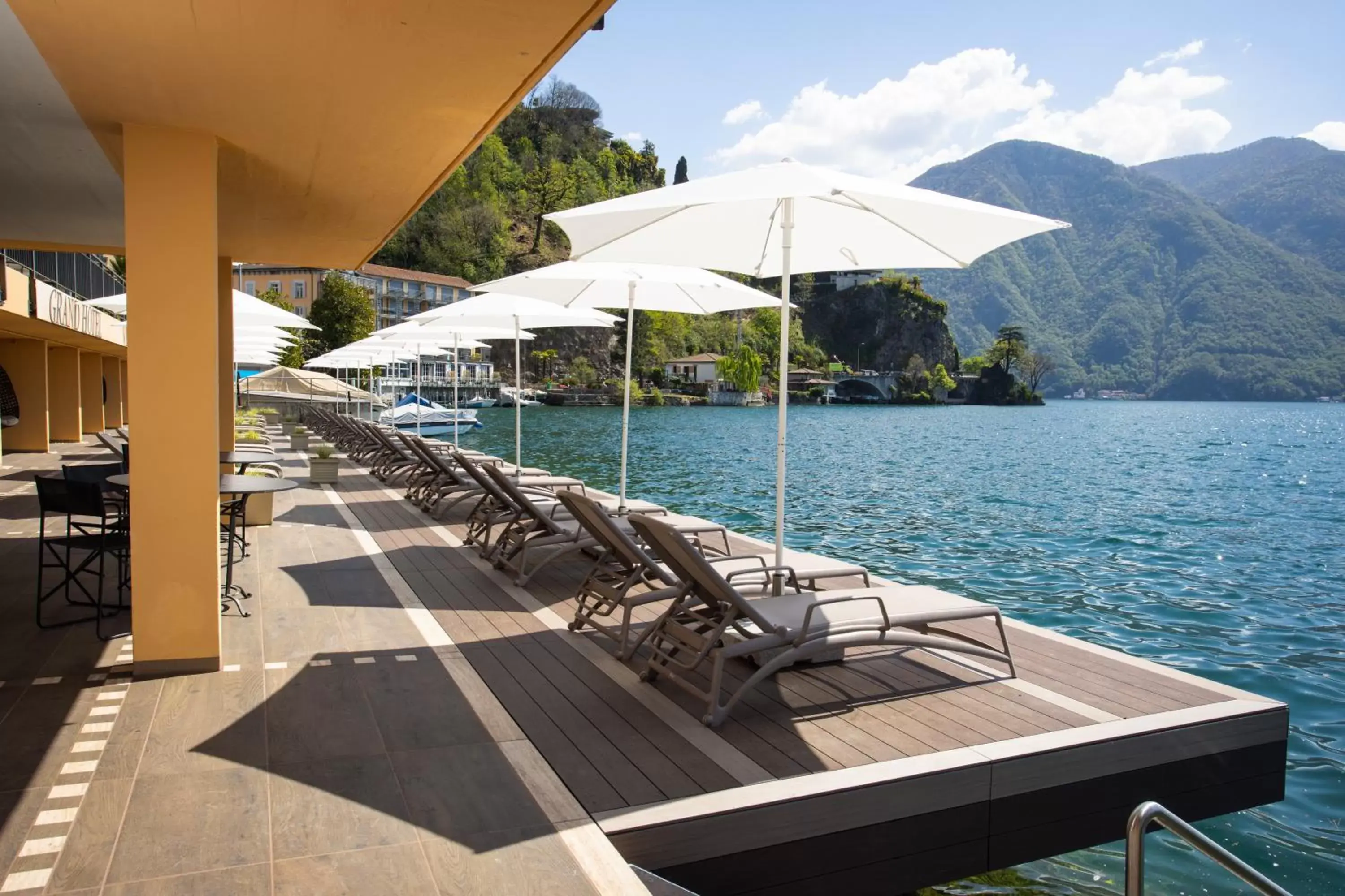 Swimming pool in Grand Hotel Villa Castagnola