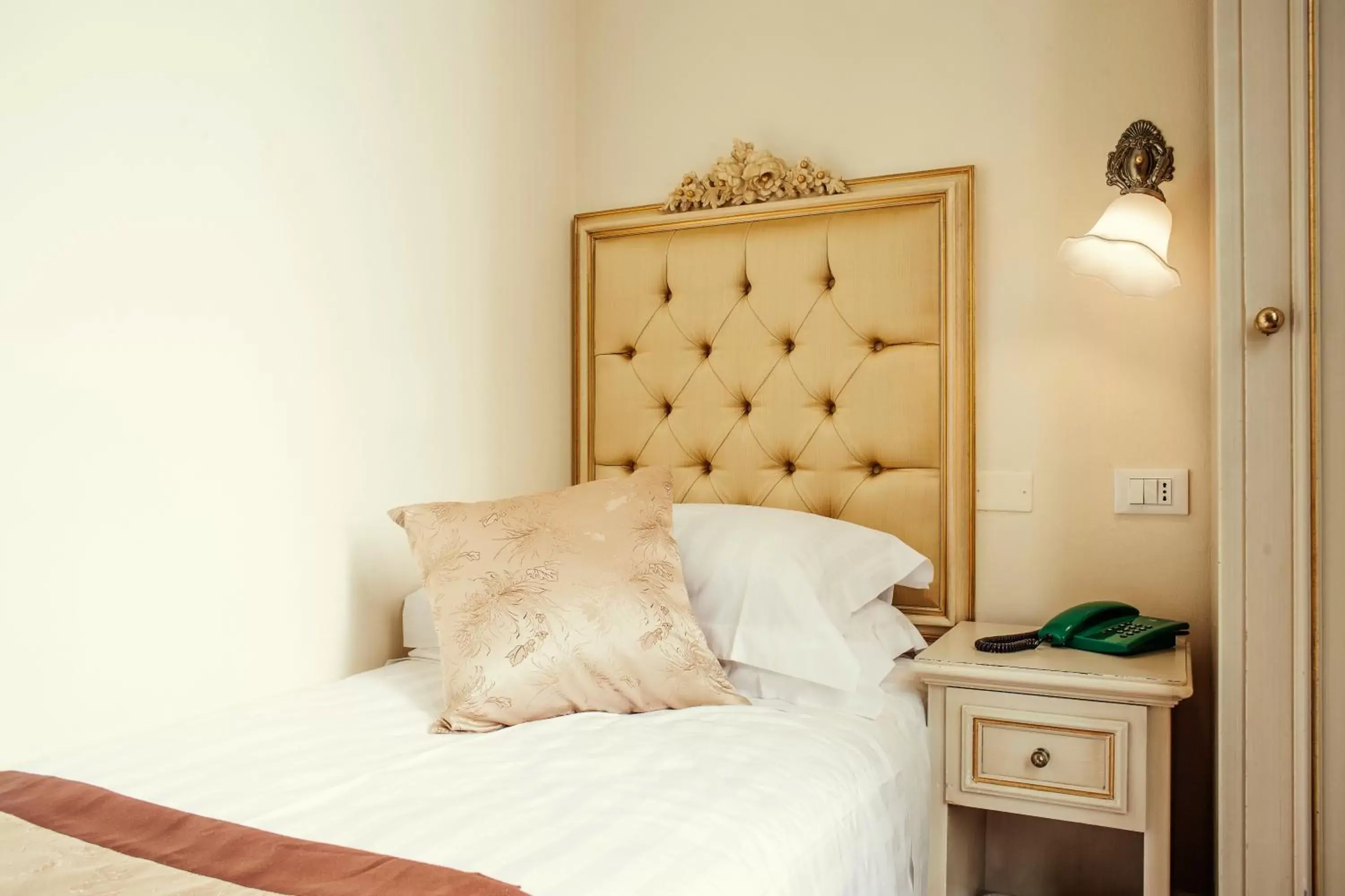 Bed in Villa Royal