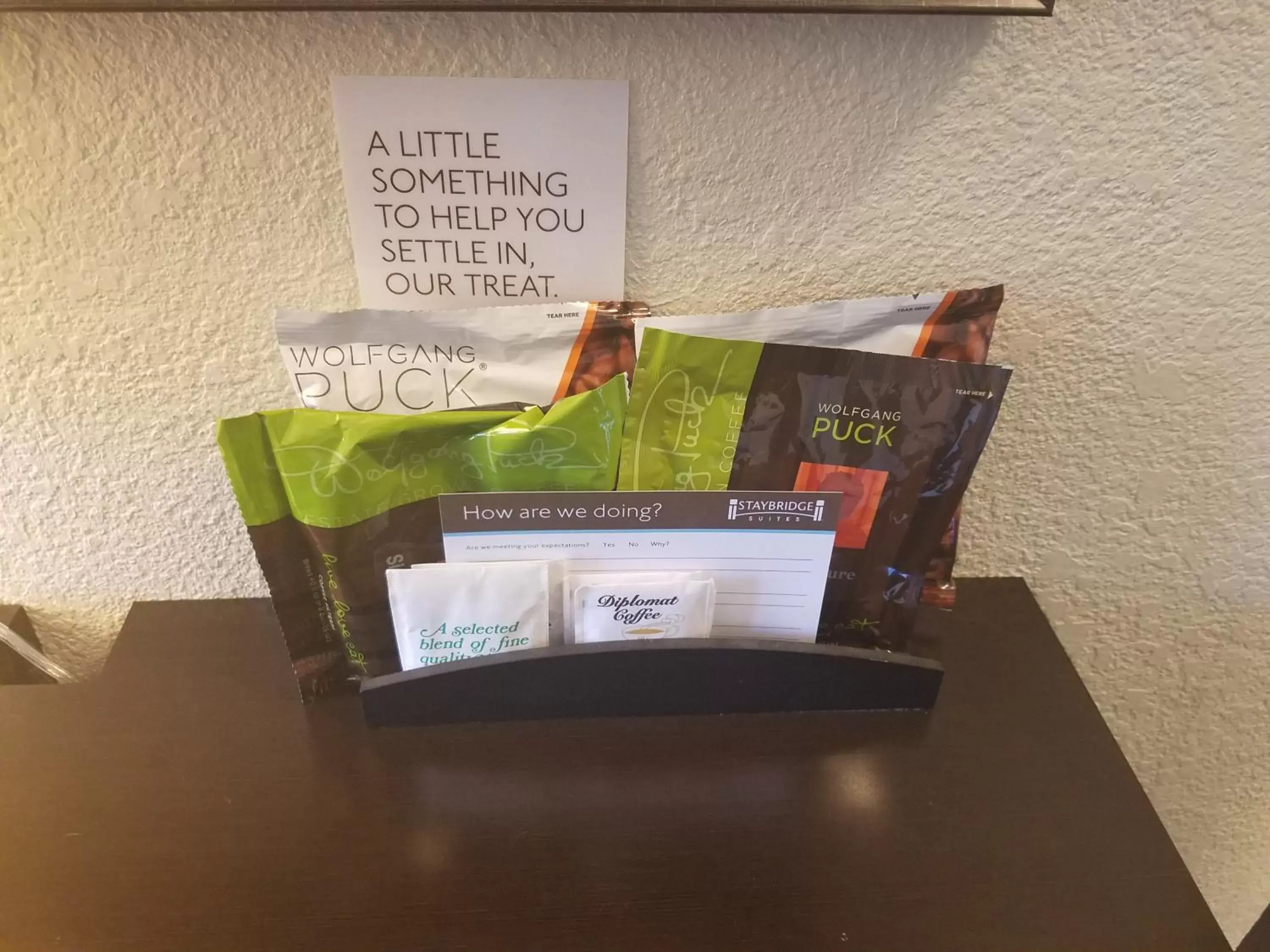 Coffee/tea facilities, Logo/Certificate/Sign/Award in Staybridge Suites - Cincinnati North, an IHG Hotel