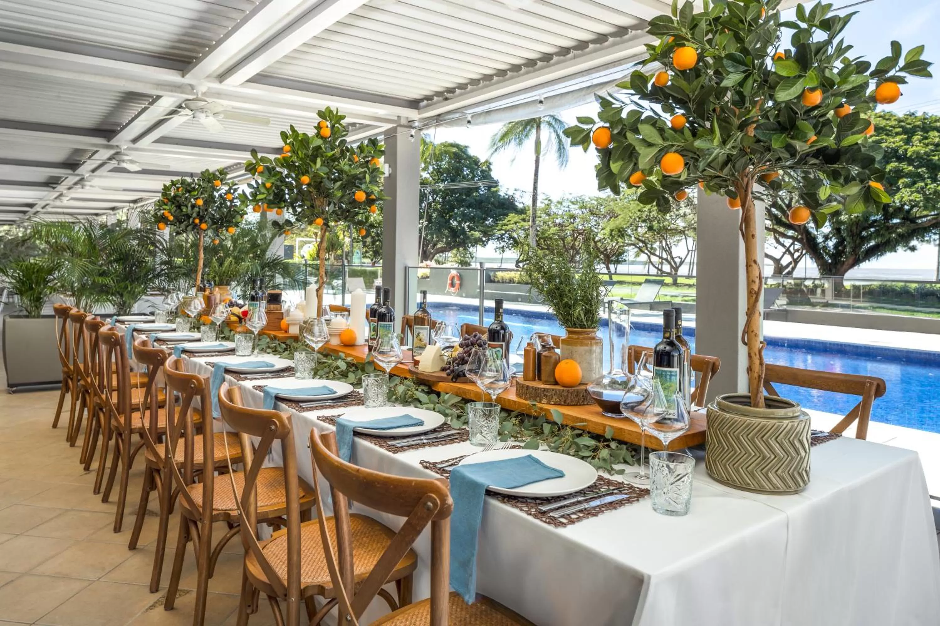Restaurant/places to eat in Cairns Harbourside Hotel