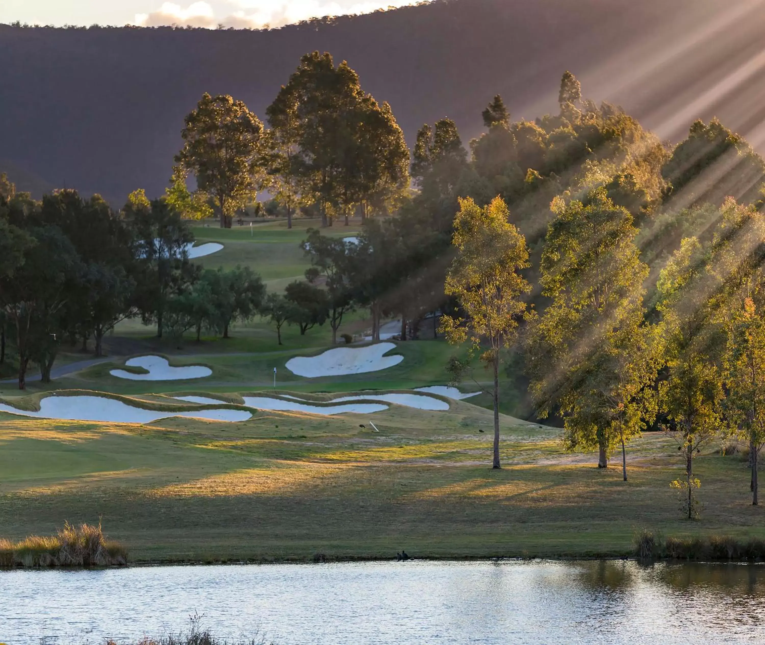 Golfcourse in Oaks Cypress Lakes Resort