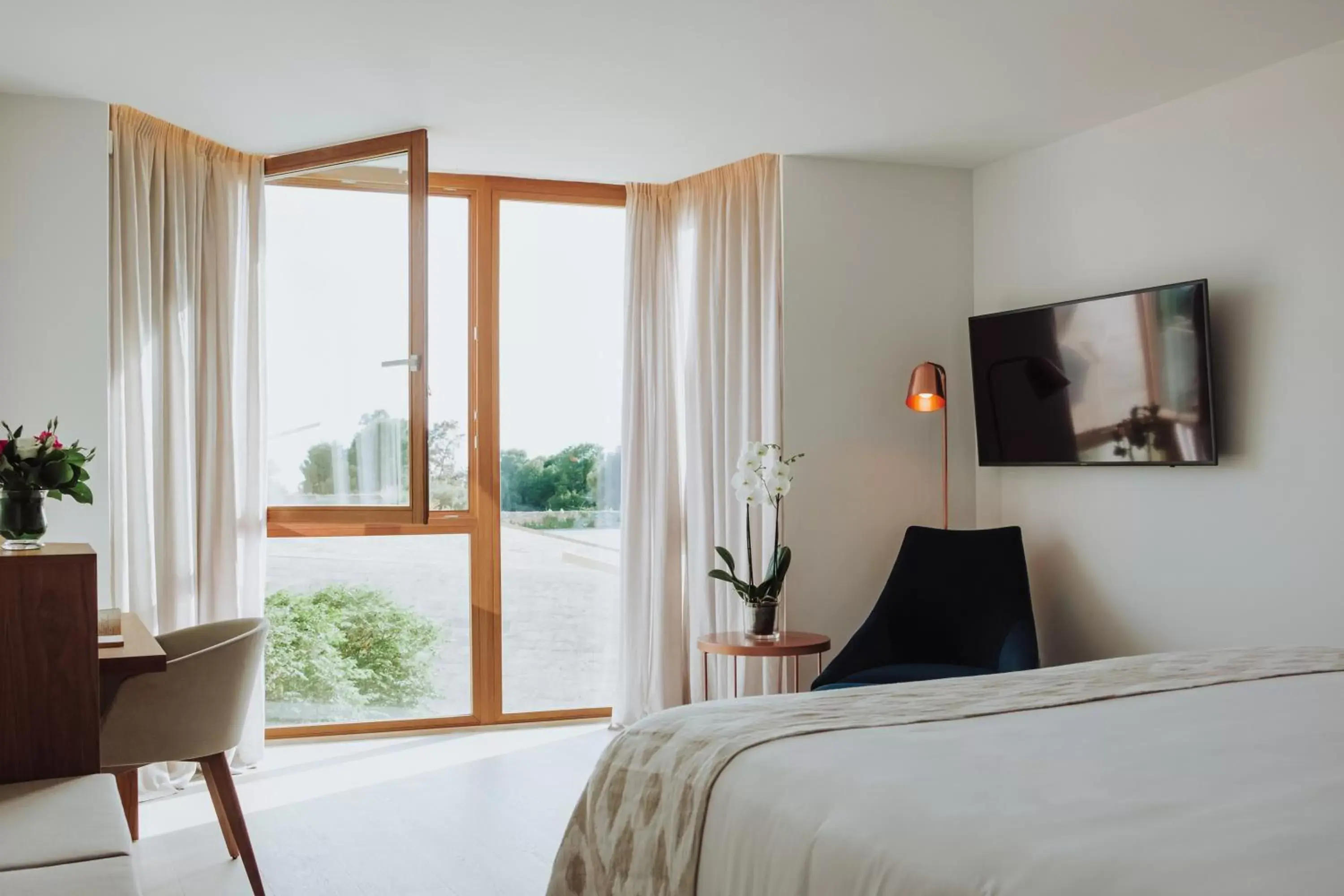 Garden view, Bed in Es Princep - The Leading Hotels of the World Garden view, Bed in Es Princep - The Leading Hotels of the World