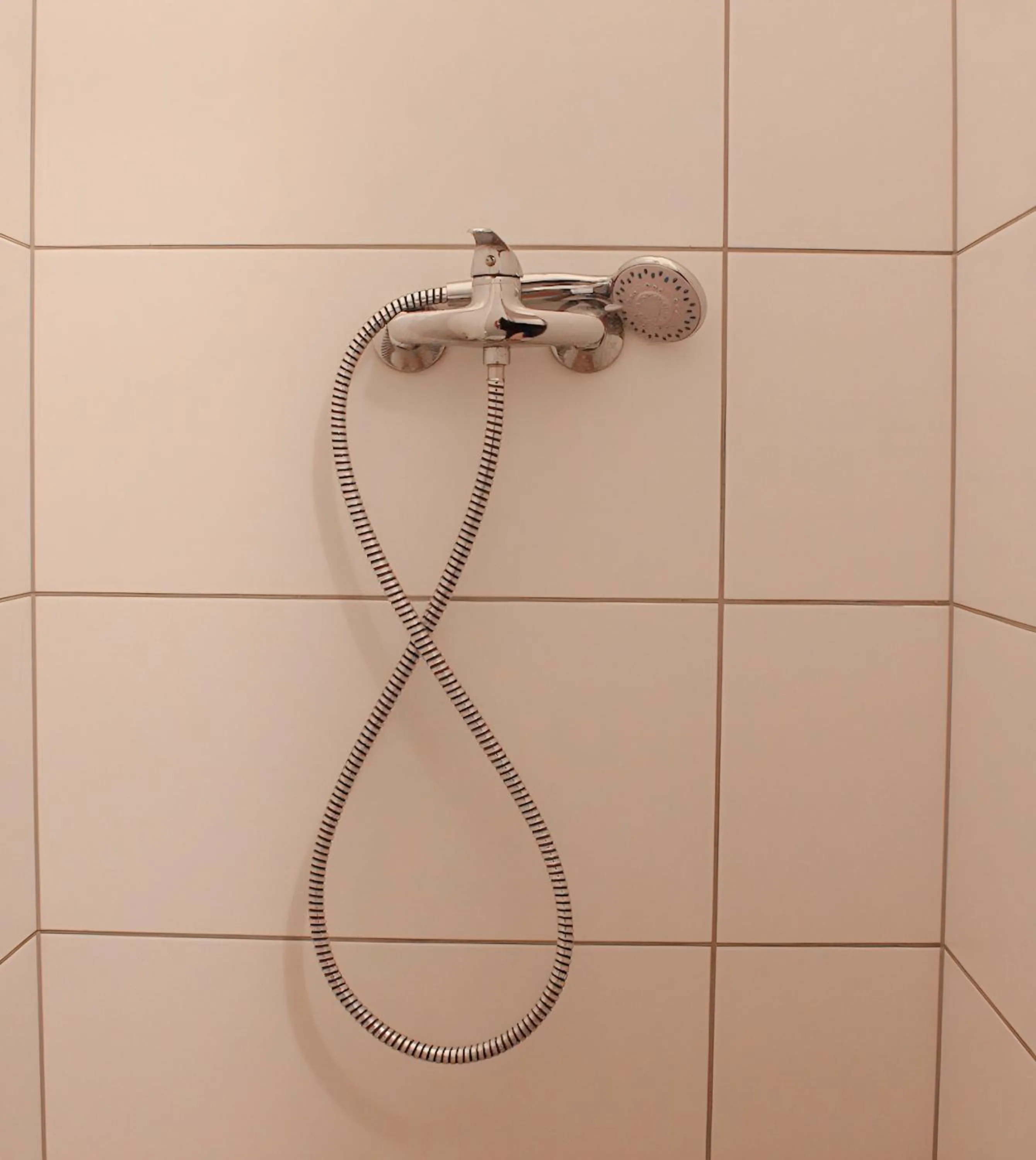 Shower in Warsaw Hostel Centrum Private Rooms & Dorms