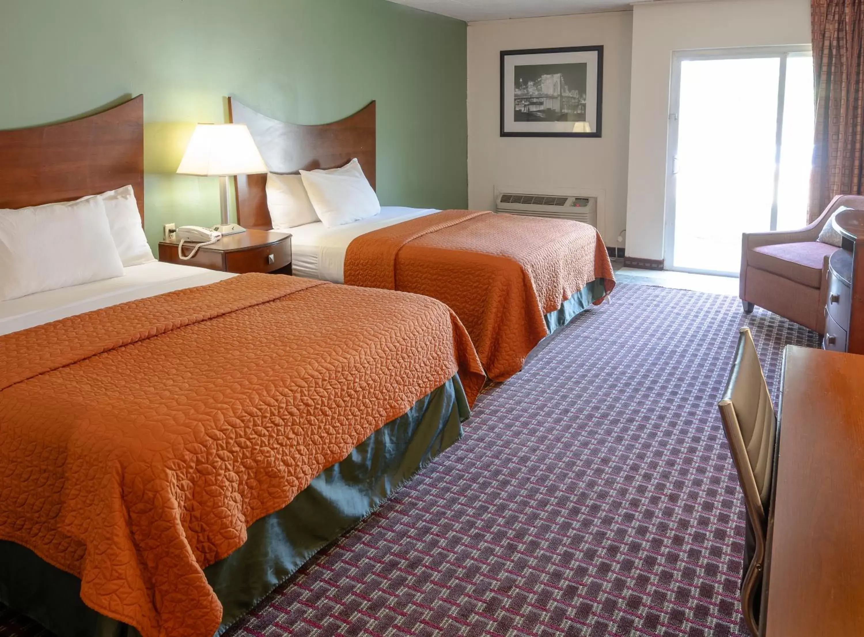 Bed in Select Inn Murfreesboro