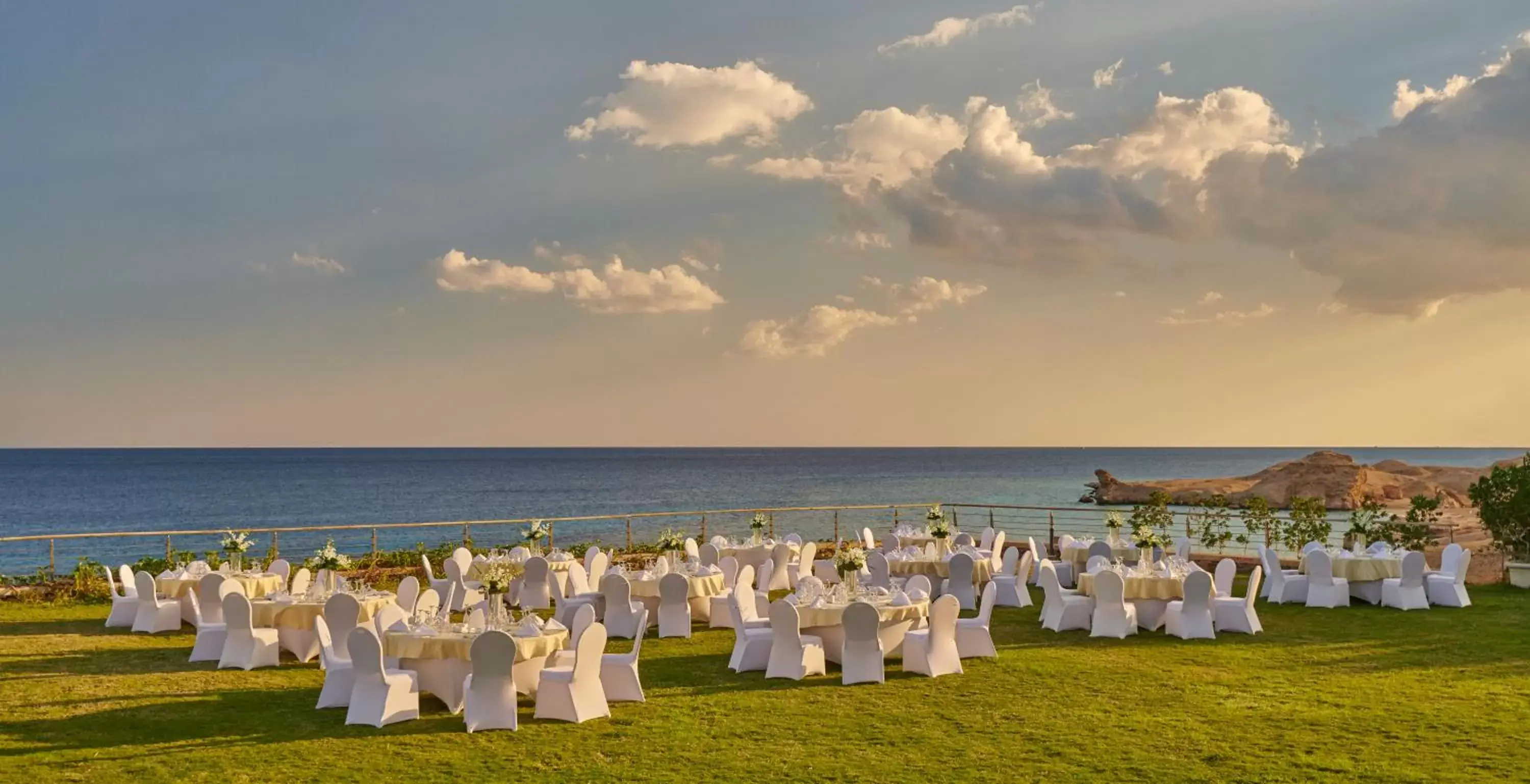 Beach, Banquet Facilities in Park Regency Sharm El Sheikh Resort