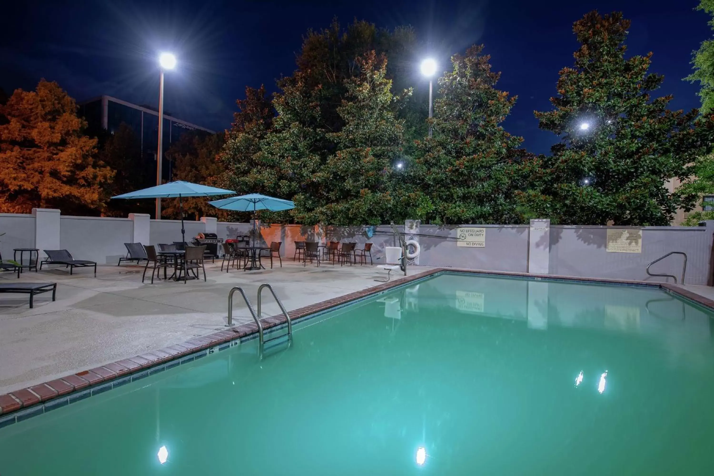 Pool view, Swimming Pool in Hampton Inn and Suites Lafayette