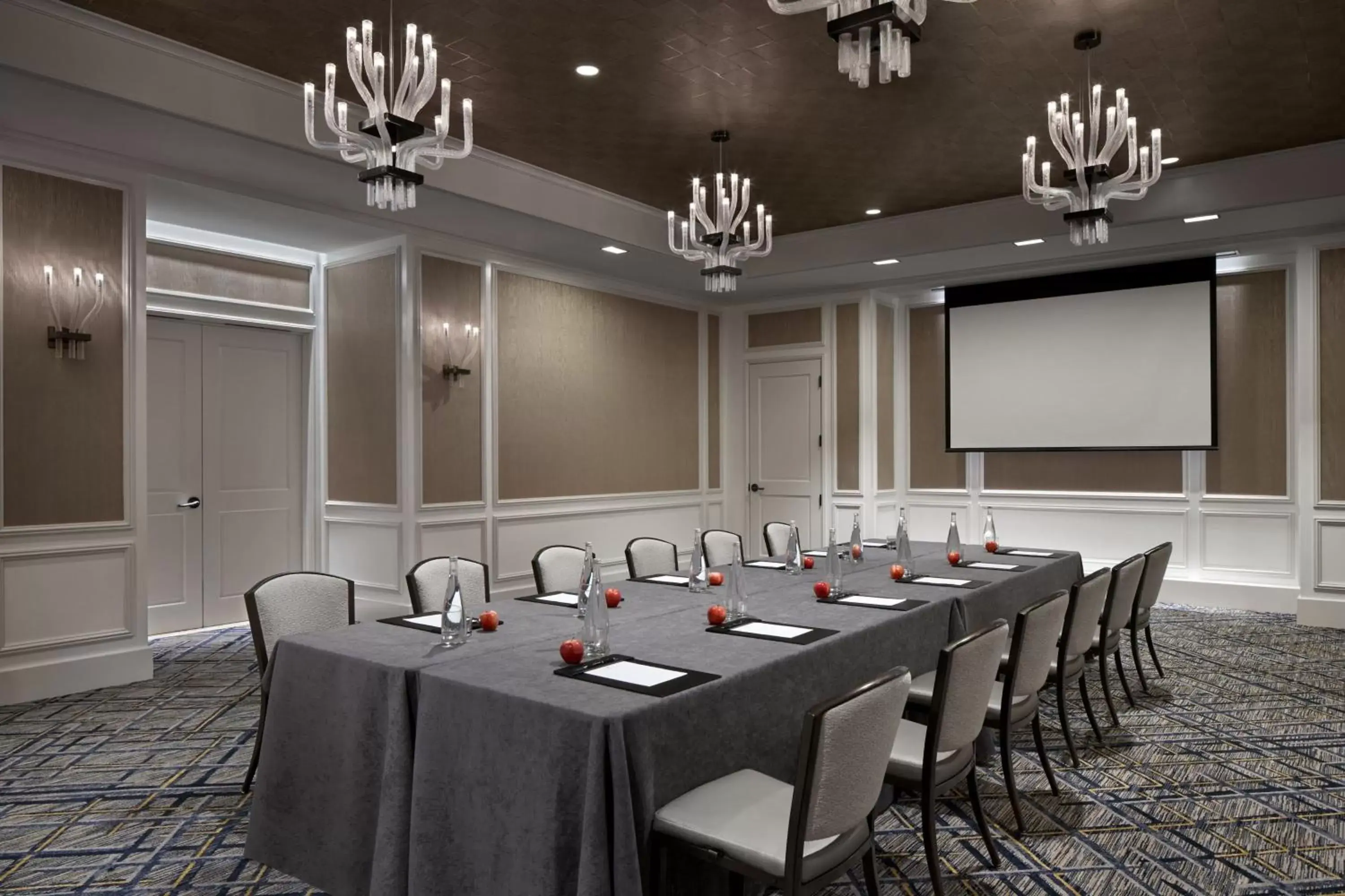 Meeting/conference room in The Ritz-Carlton, Chicago