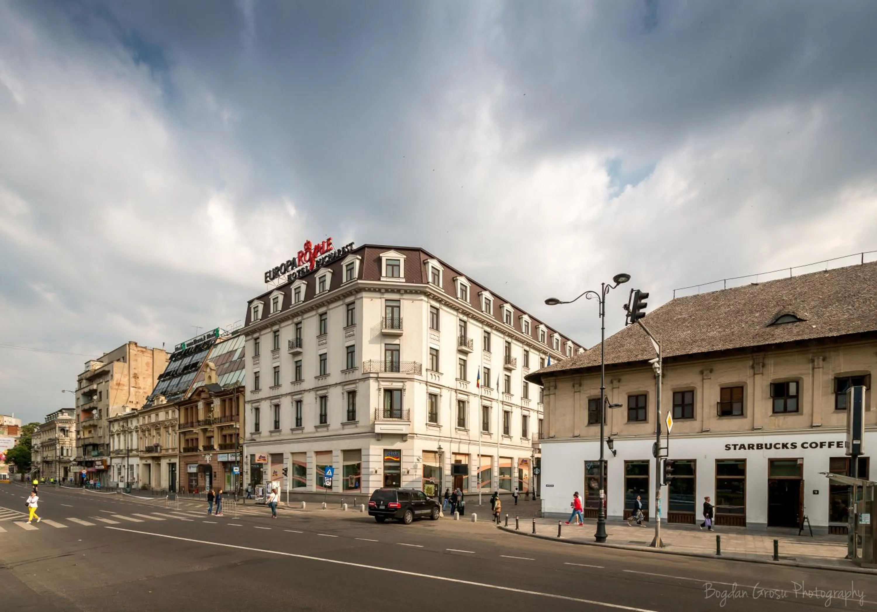 Property building in Europa Royale Bucharest