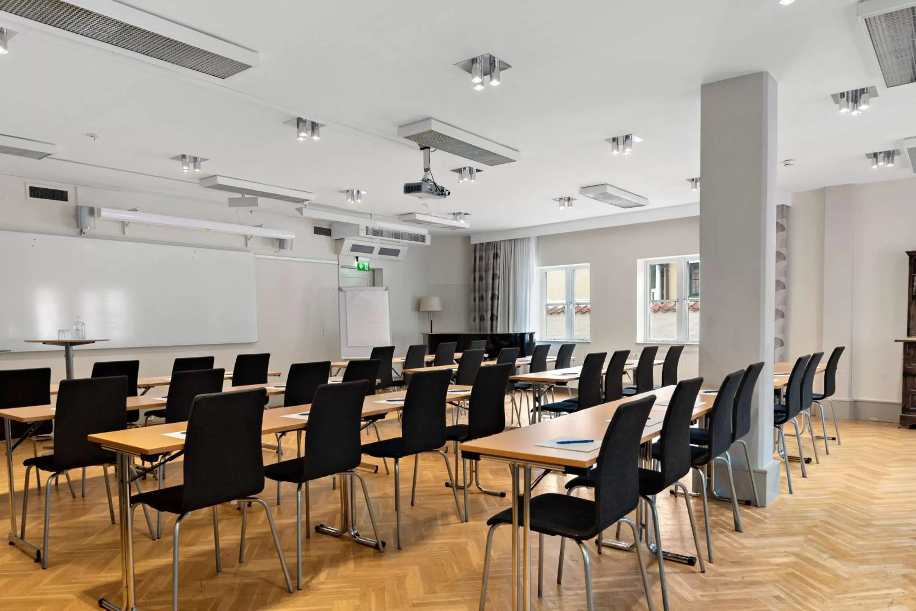 Meeting/conference room in Best Western Strand Hotel