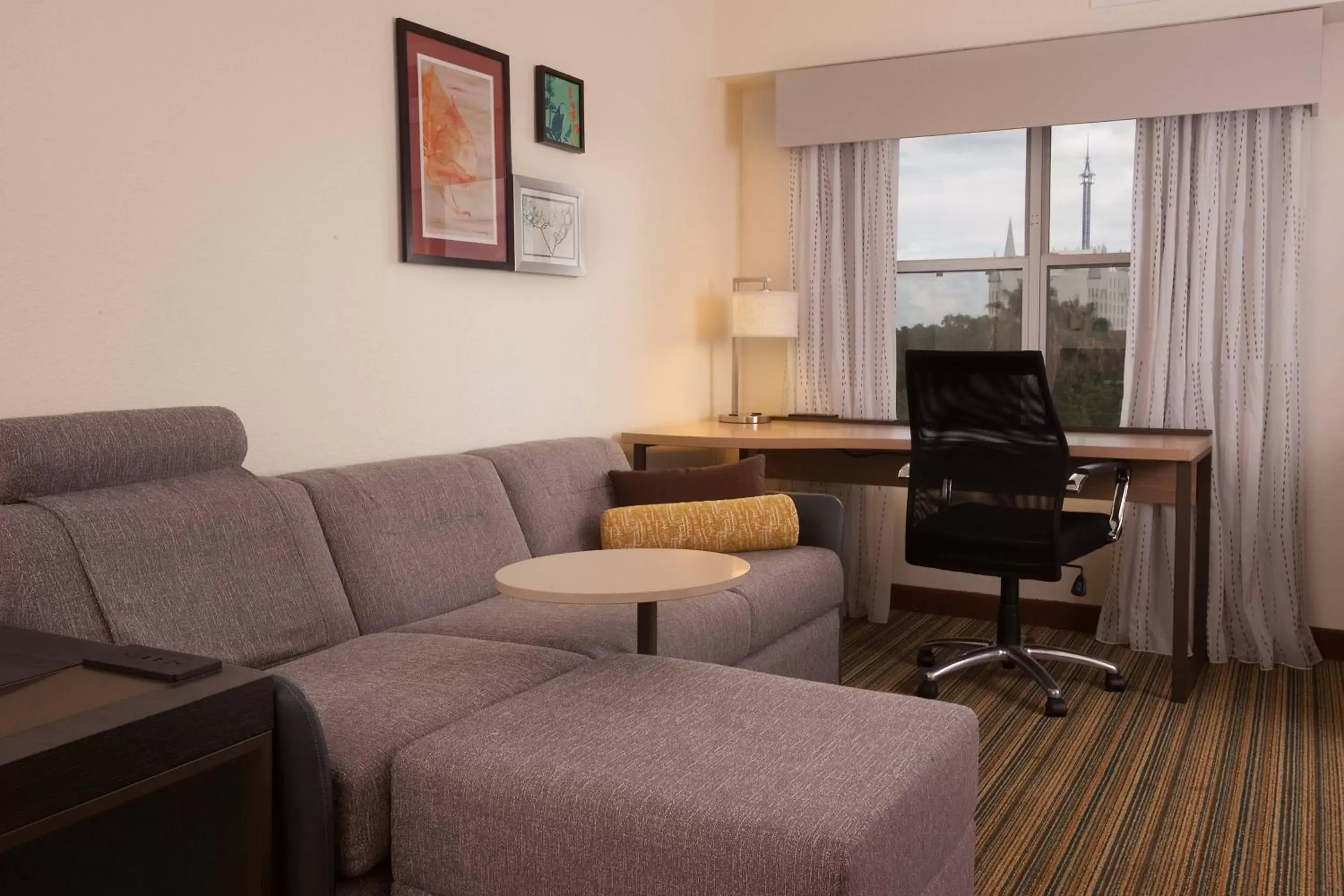 Living room, Seating Area in Residence Inn Orlando Convention Center