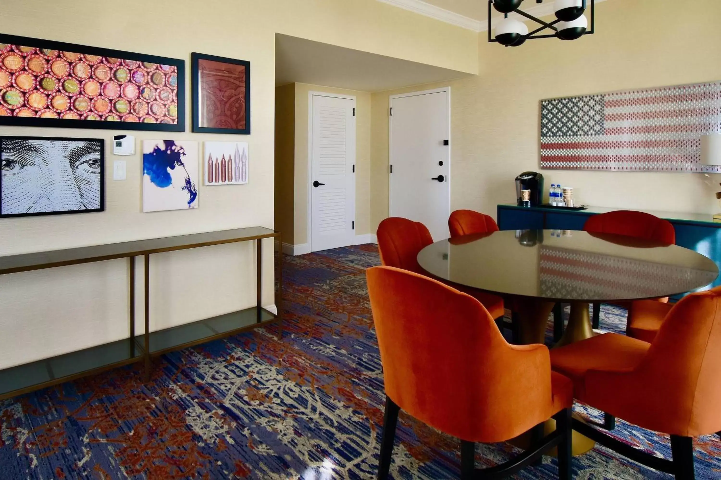 Bedroom in Gaylord National Resort & Convention Center