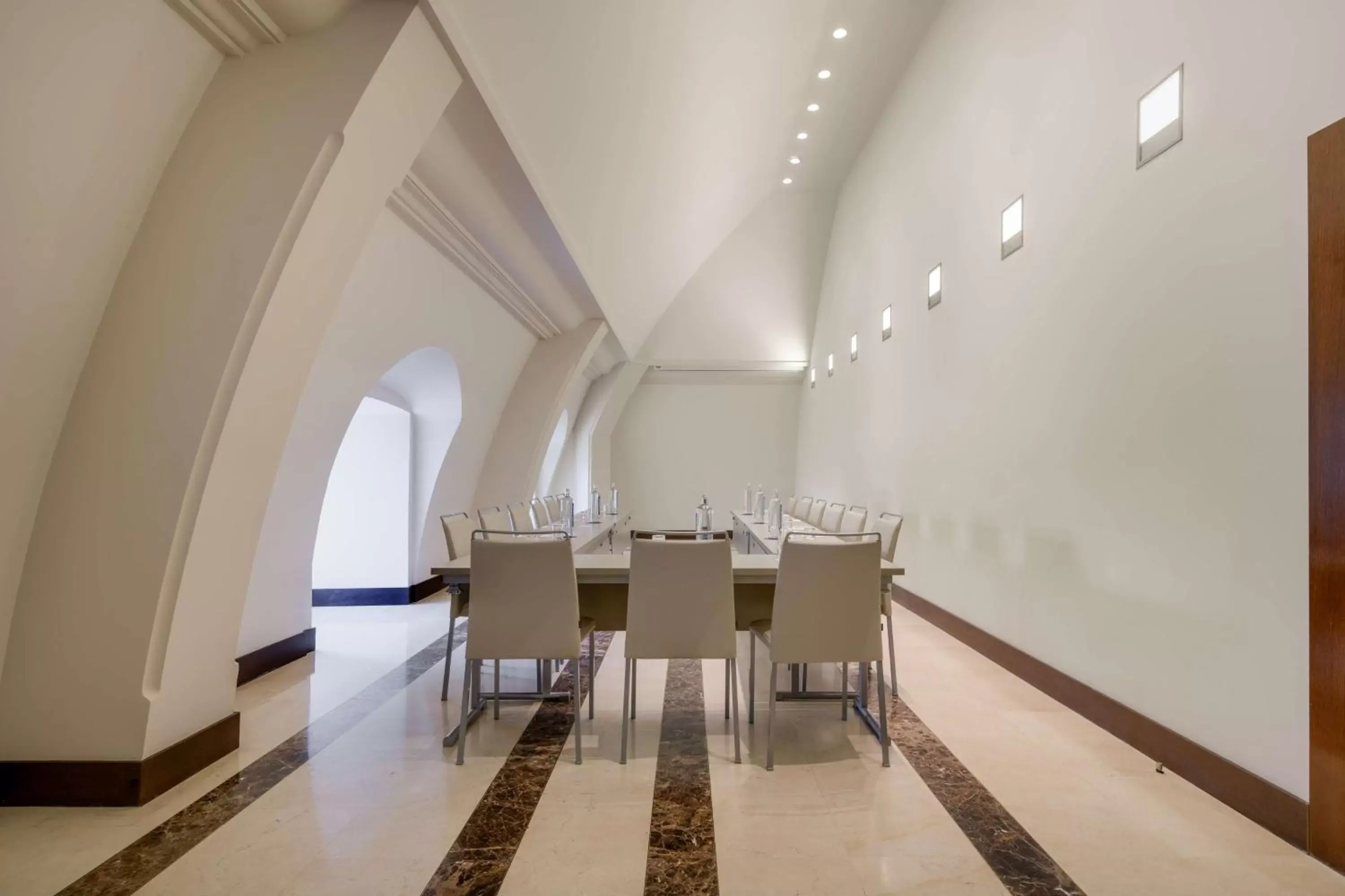 Meeting/conference room in NH Collection Palacio de Aranjuez