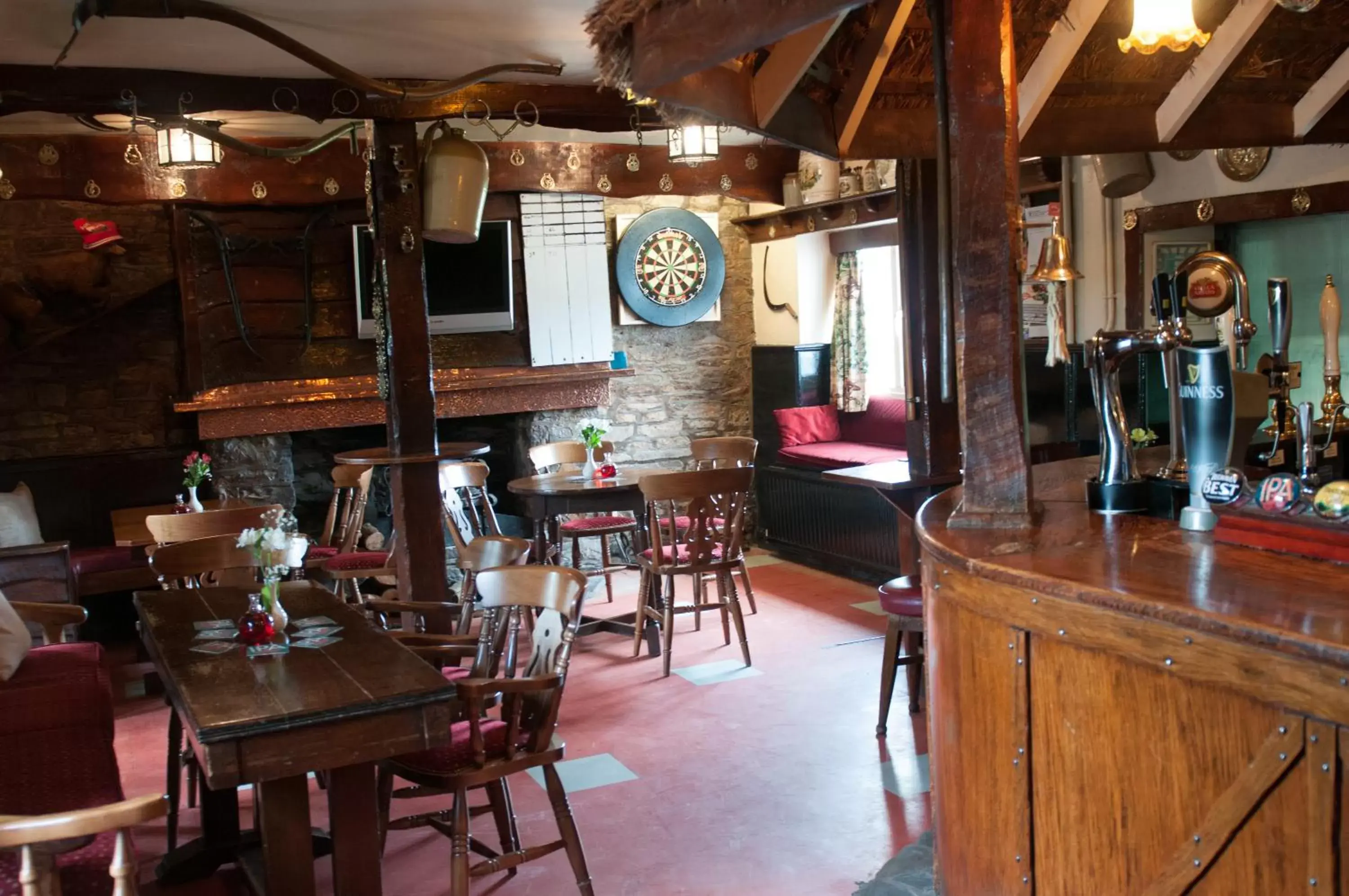 Restaurant/Places to Eat in The Greyhound Inn and Hotel