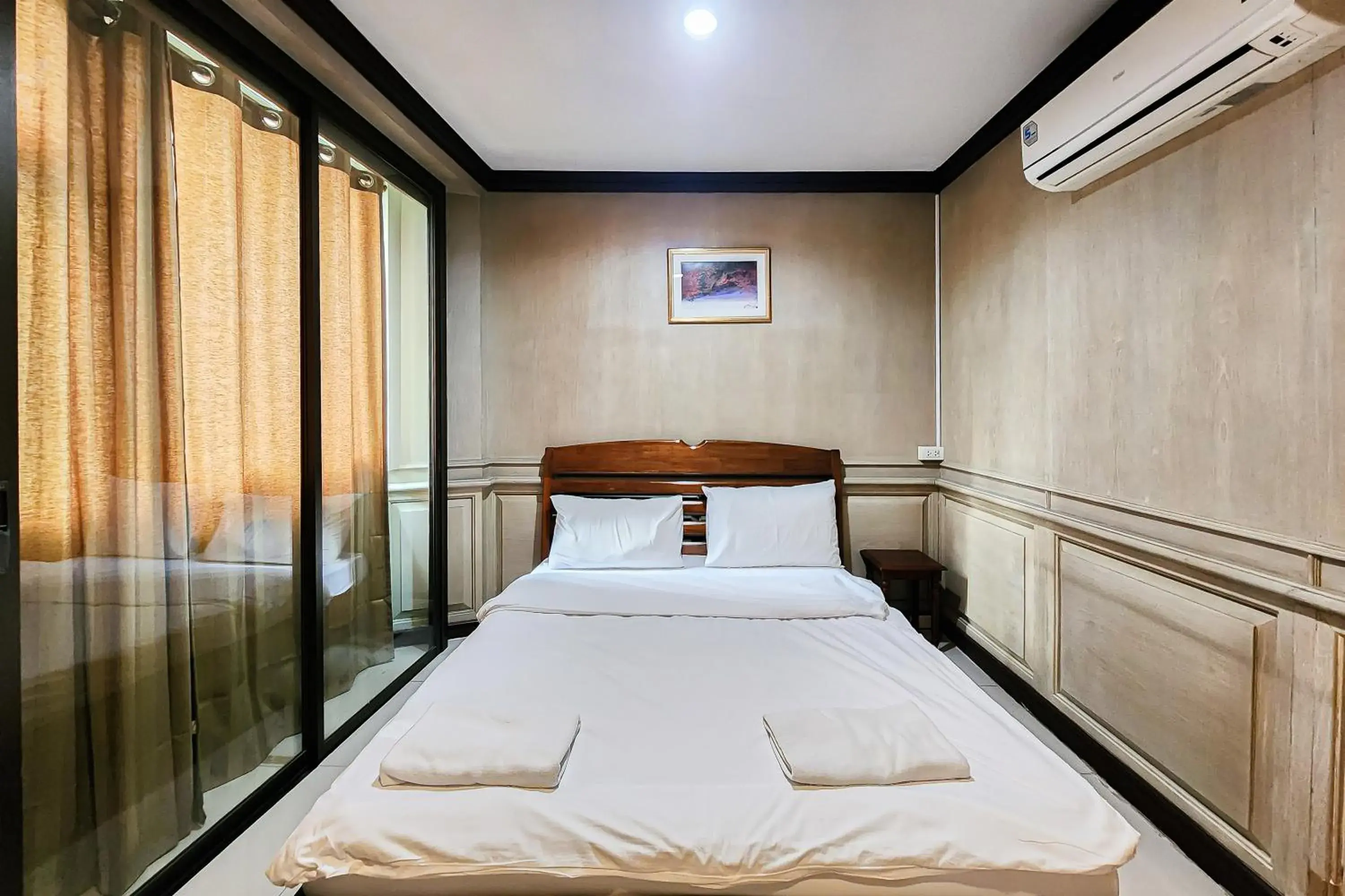 Bed in Cordia Residence Sathorn