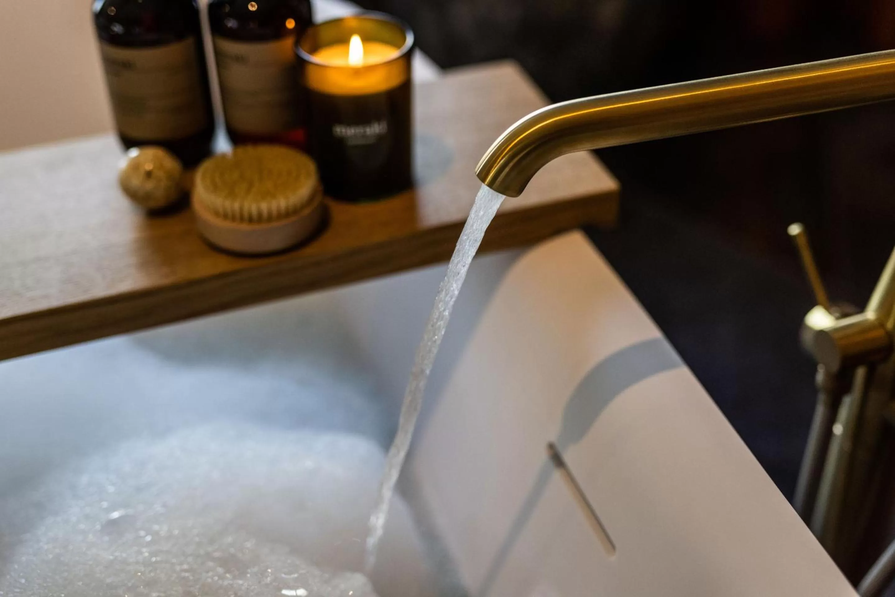 Bath in Pier 5 Hotel