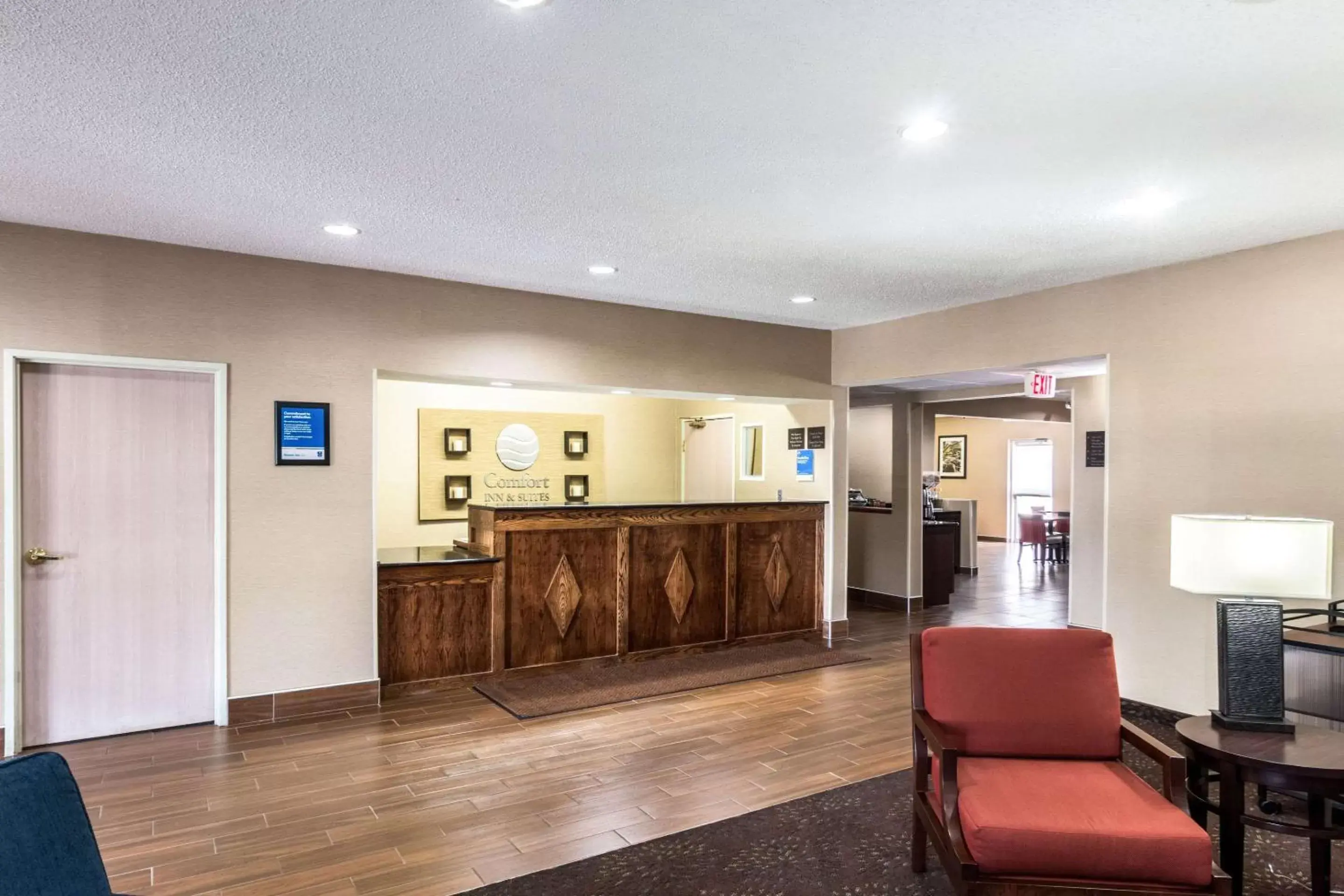 Lobby or reception in Comfort Inn & Suites - Hannibal Lobby or reception in Comfort Inn & Suites - Hannibal