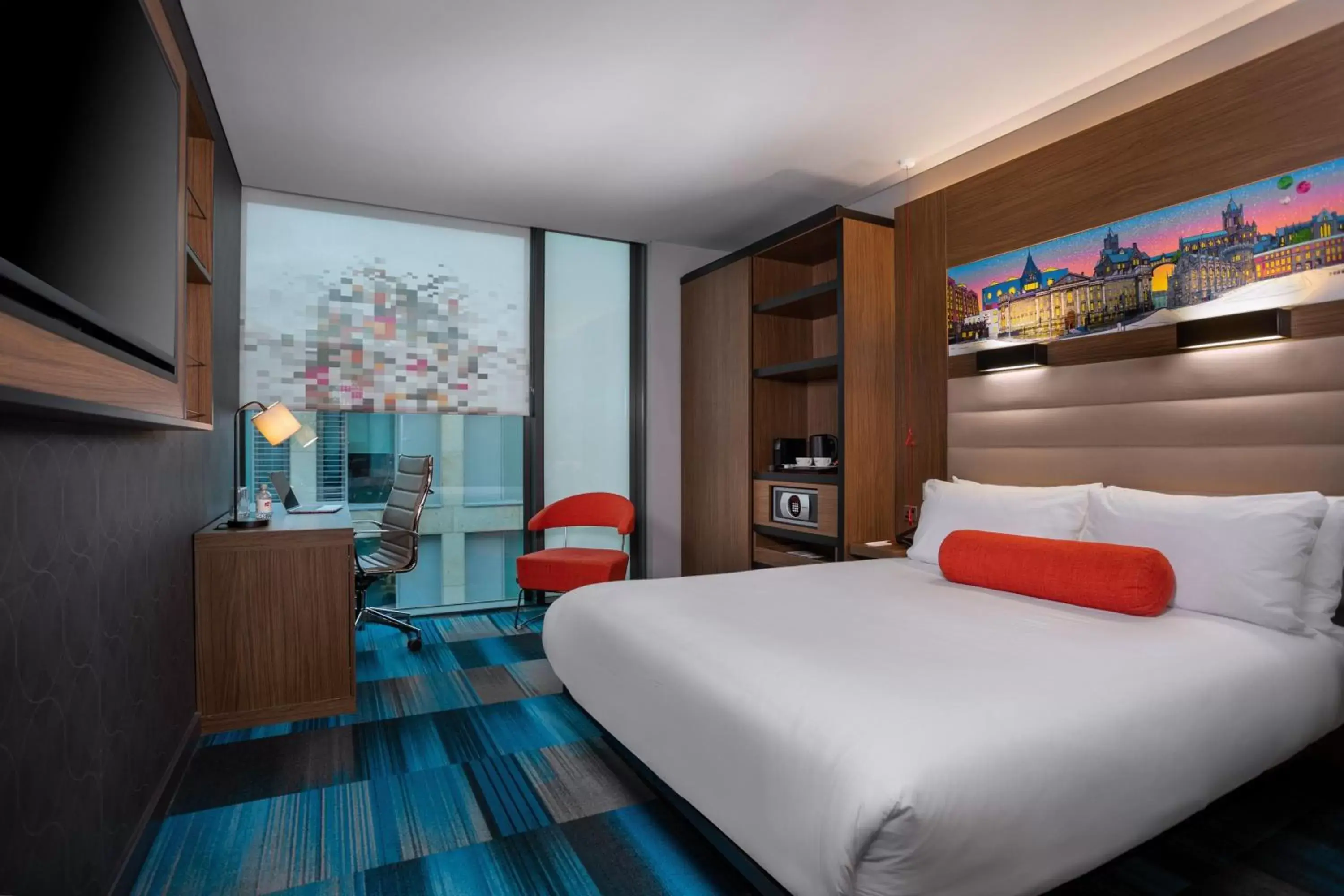 Photo of the whole room, Bed in Aloft Dublin City