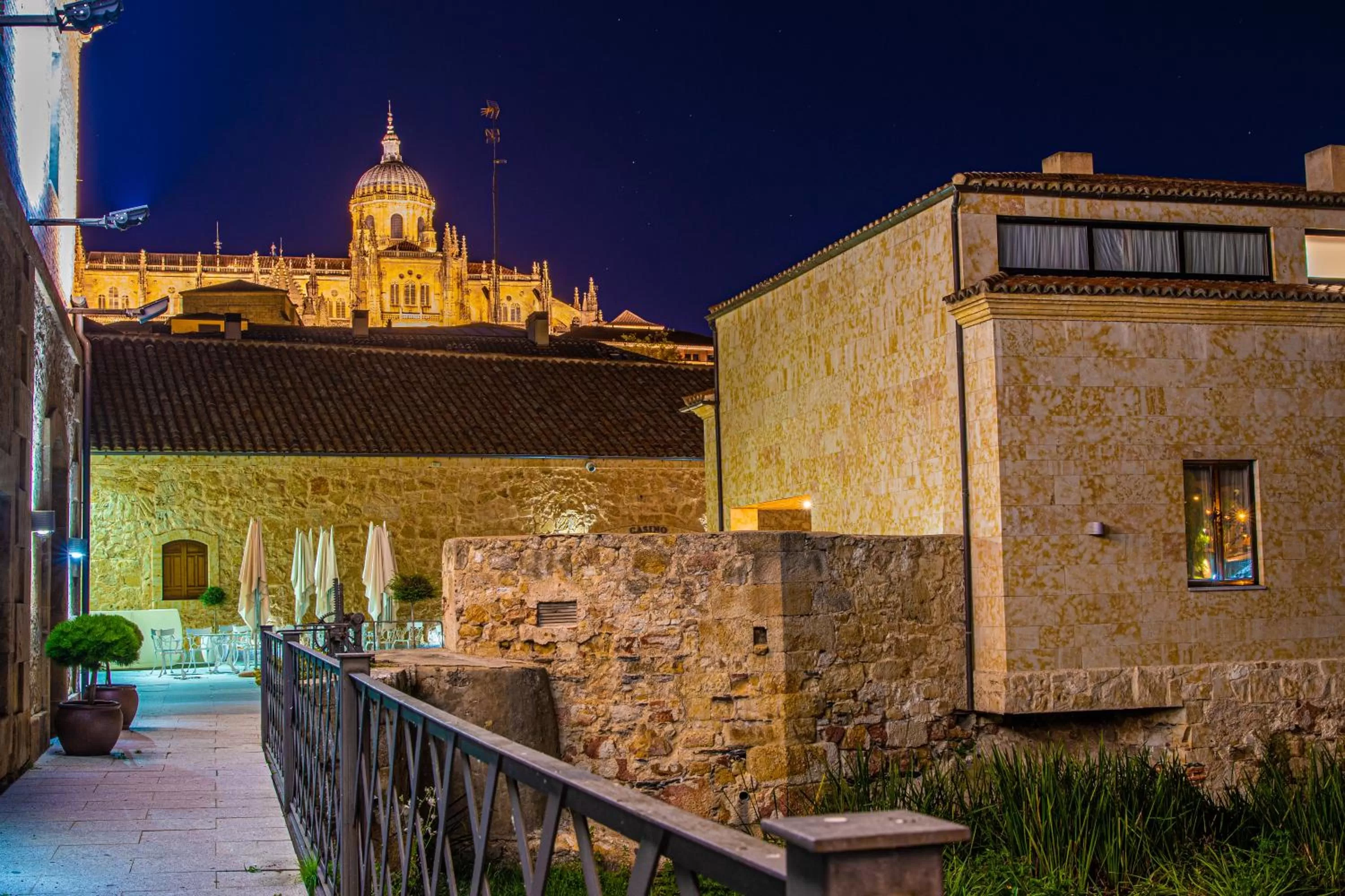 Off site in Hospedium Hotel Casino Del Tormes